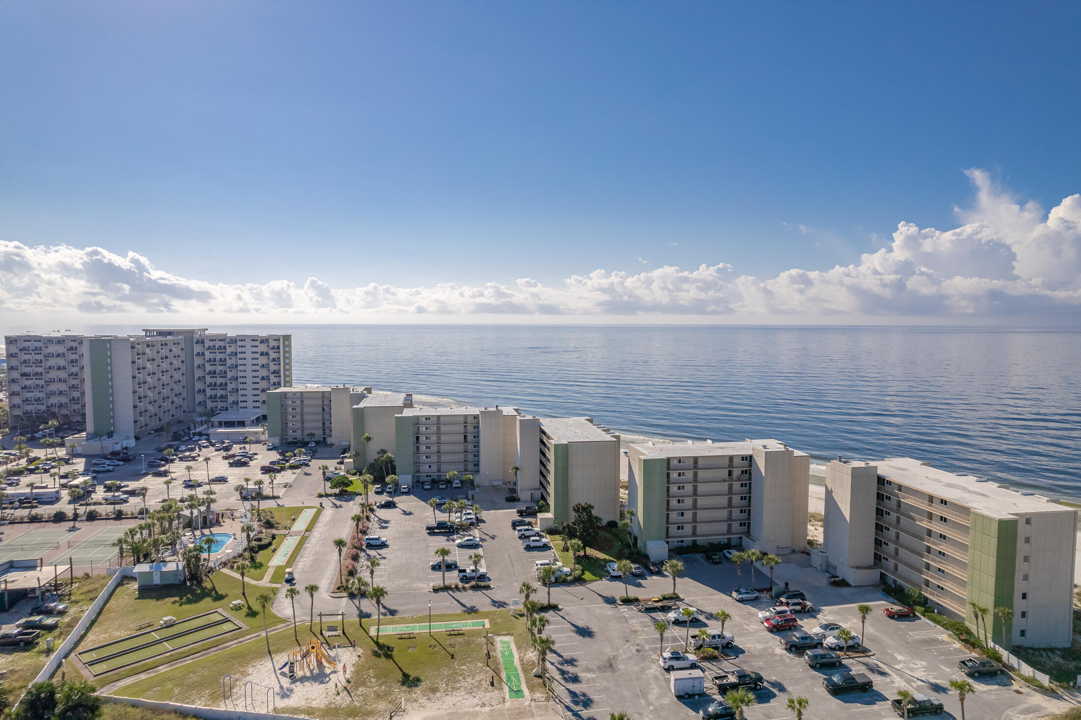 PINNACLE PORT - Residential