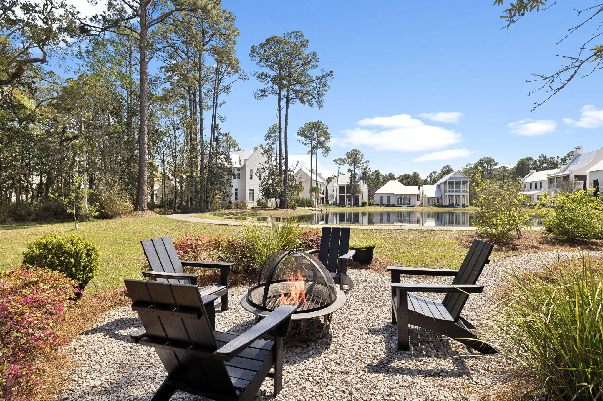 CHURCHILL OAKS - Residential