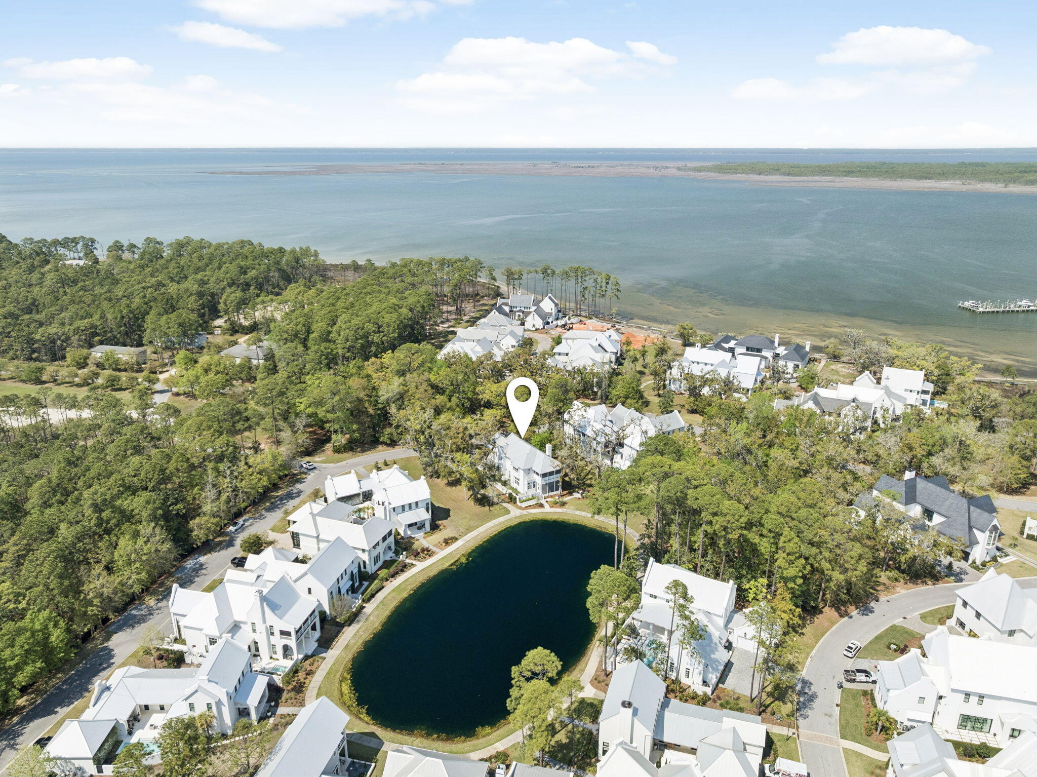 CHURCHILL OAKS - Residential