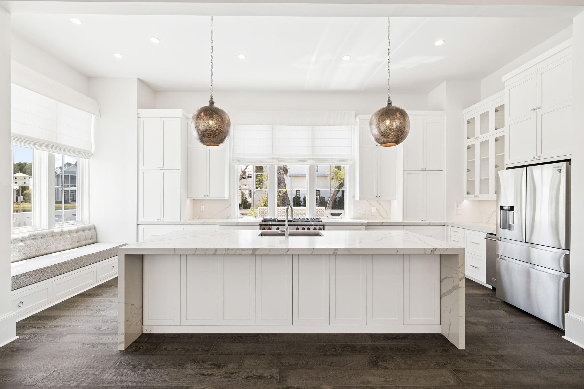 CHURCHILL OAKS - Residential