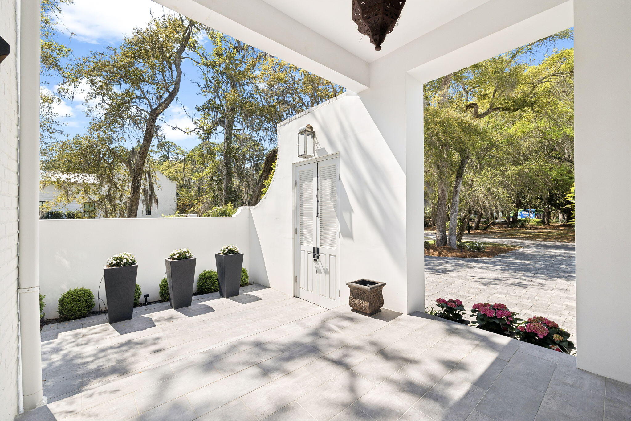 CHURCHILL OAKS - Residential