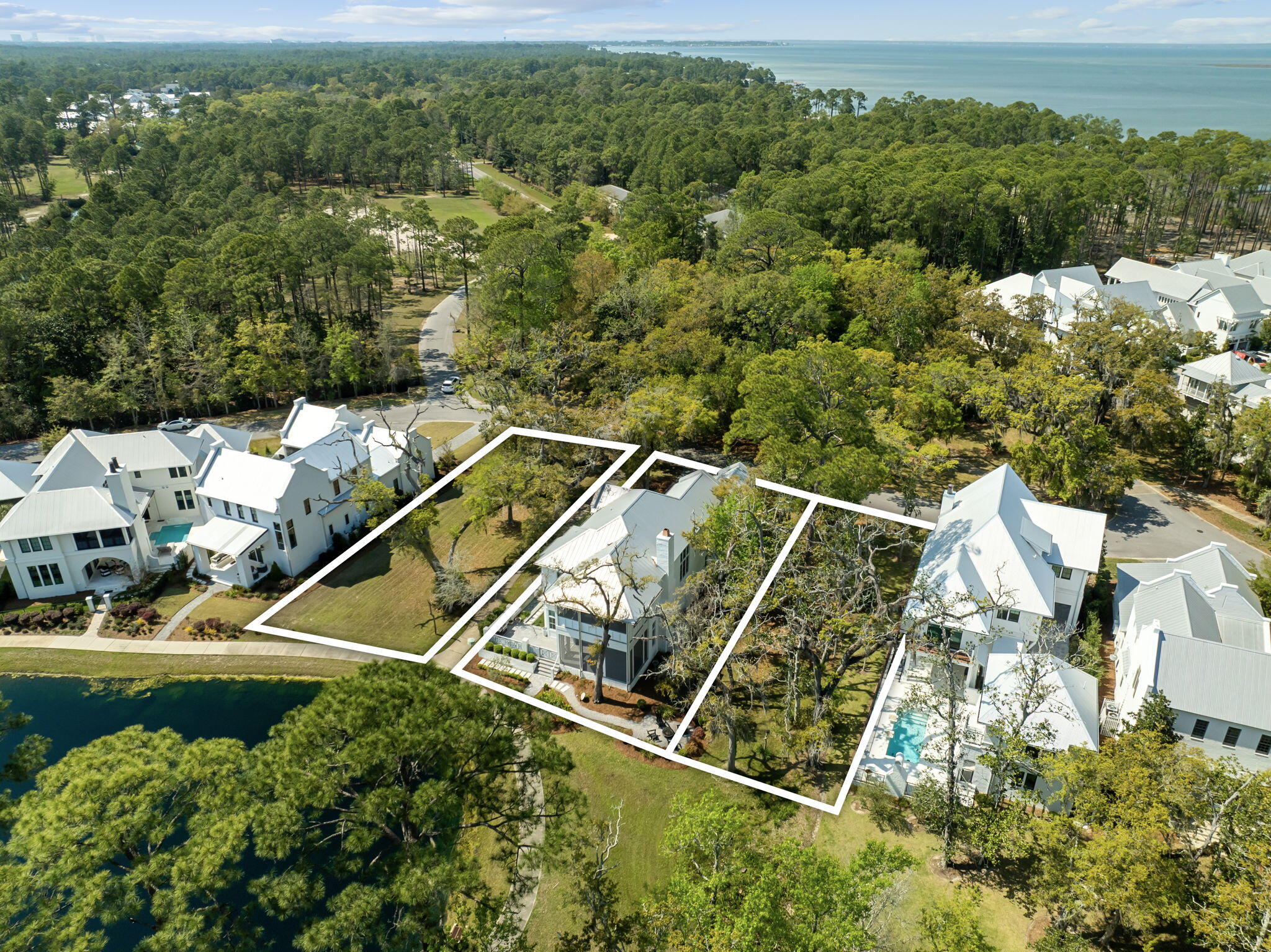 CHURCHILL OAKS - Residential