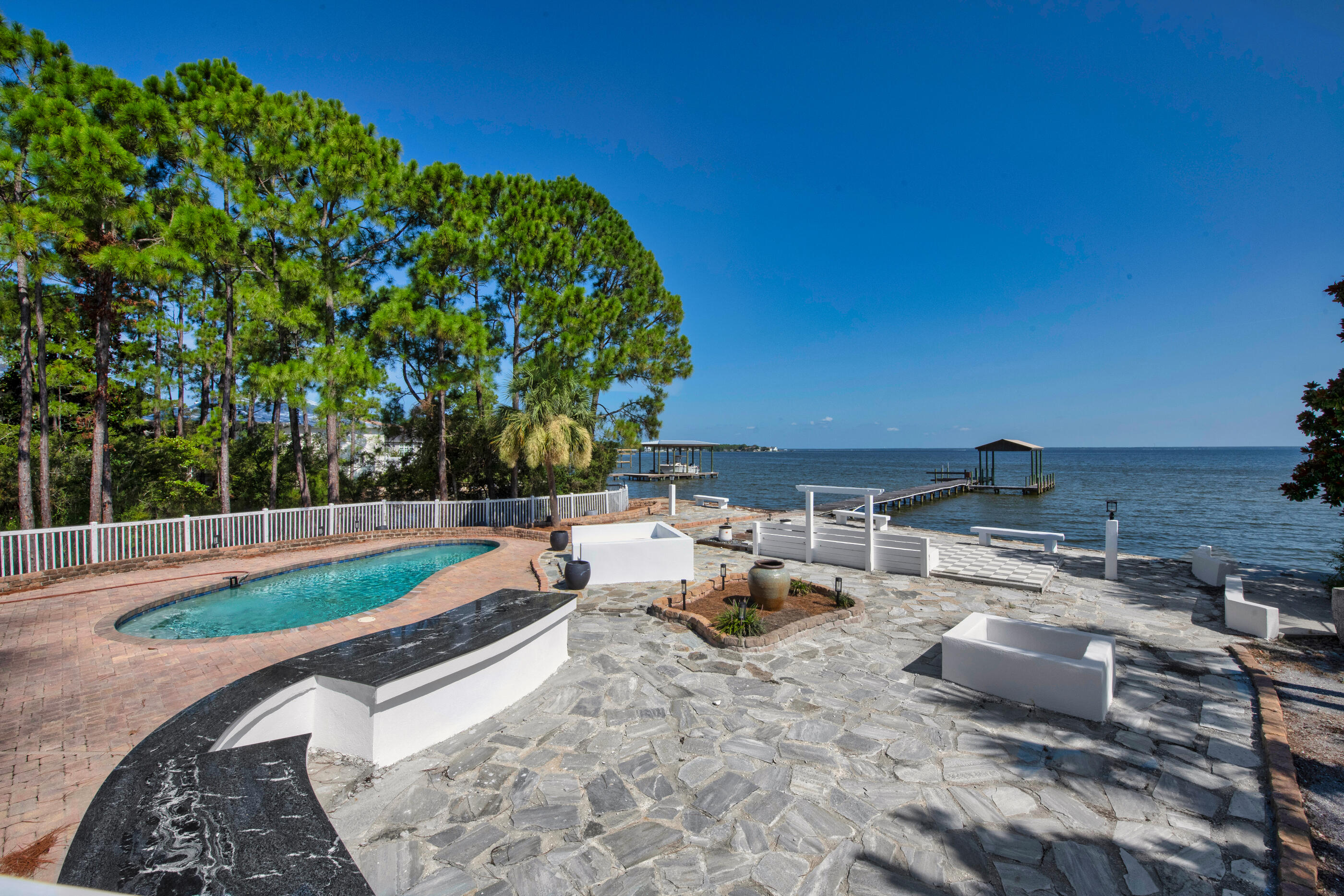 SHELTER COVE ESTATES - Residential