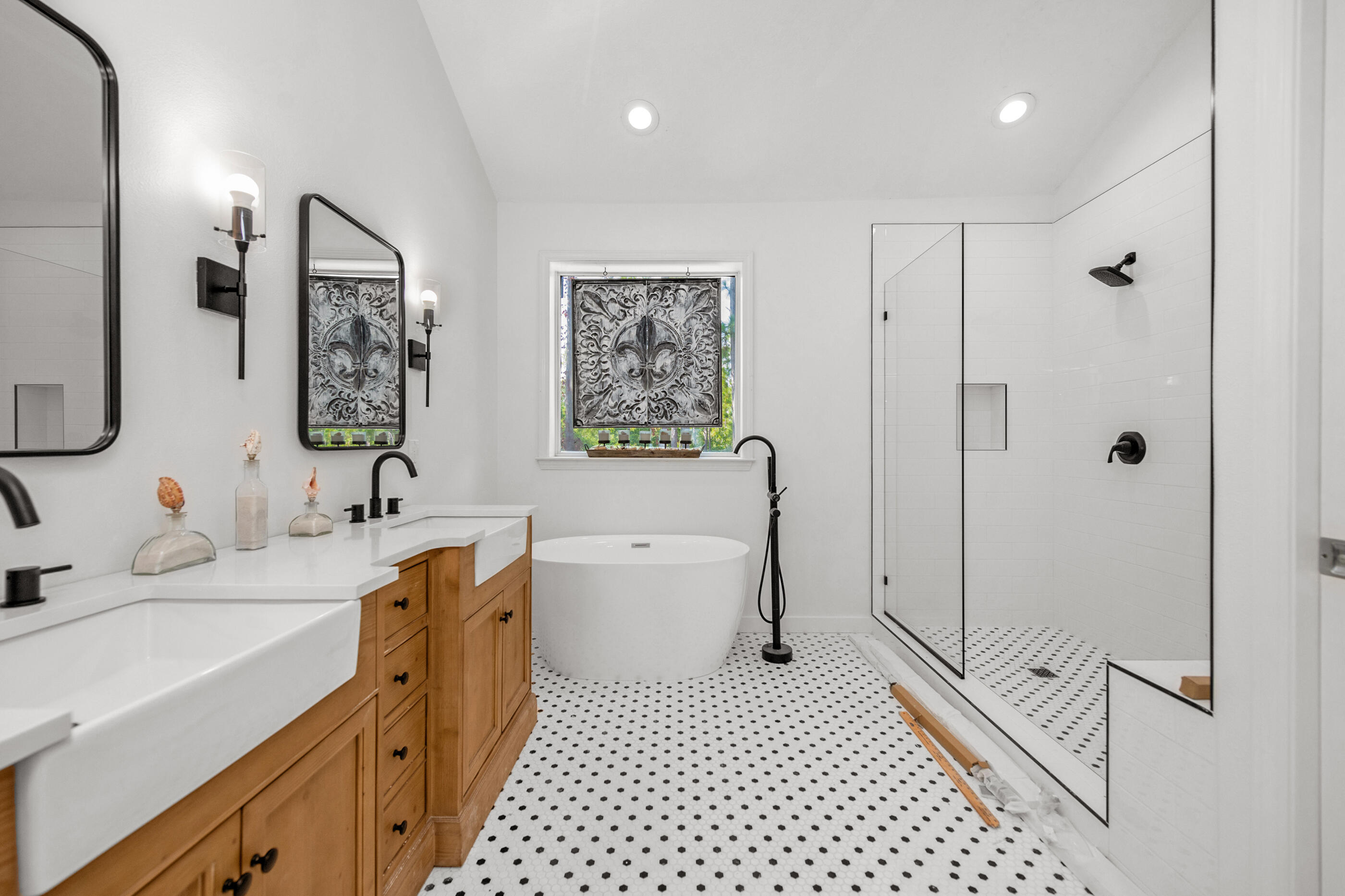 SHELTER COVE ESTATES - Residential