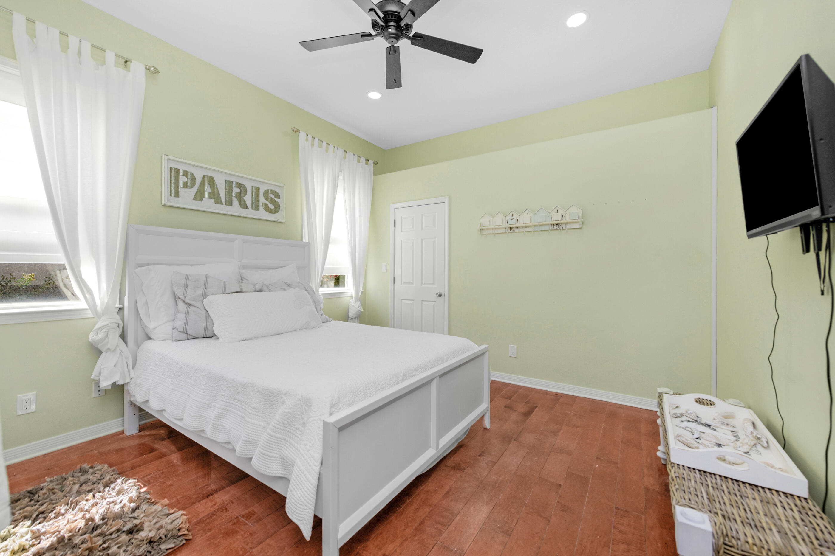SHELTER COVE ESTATES - Residential