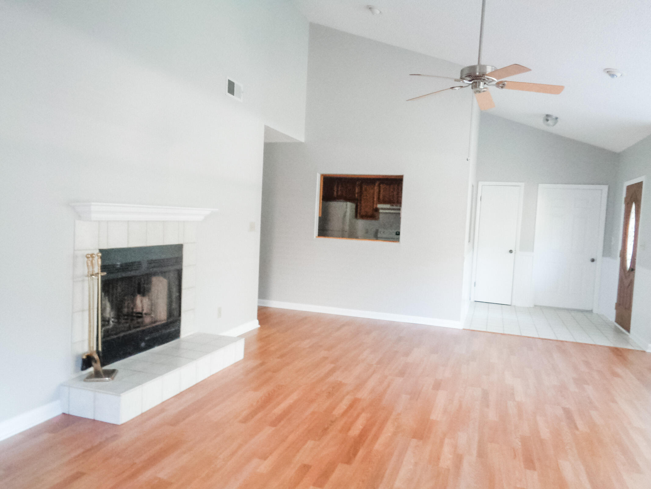 VALPARAISO PLAT 06 - Residential Lease