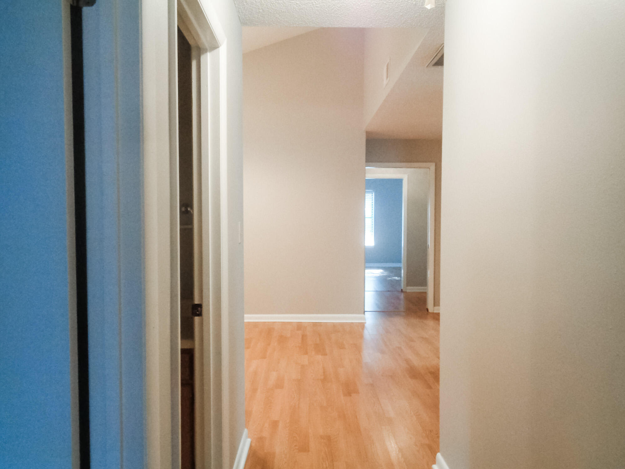 VALPARAISO PLAT 06 - Residential Lease