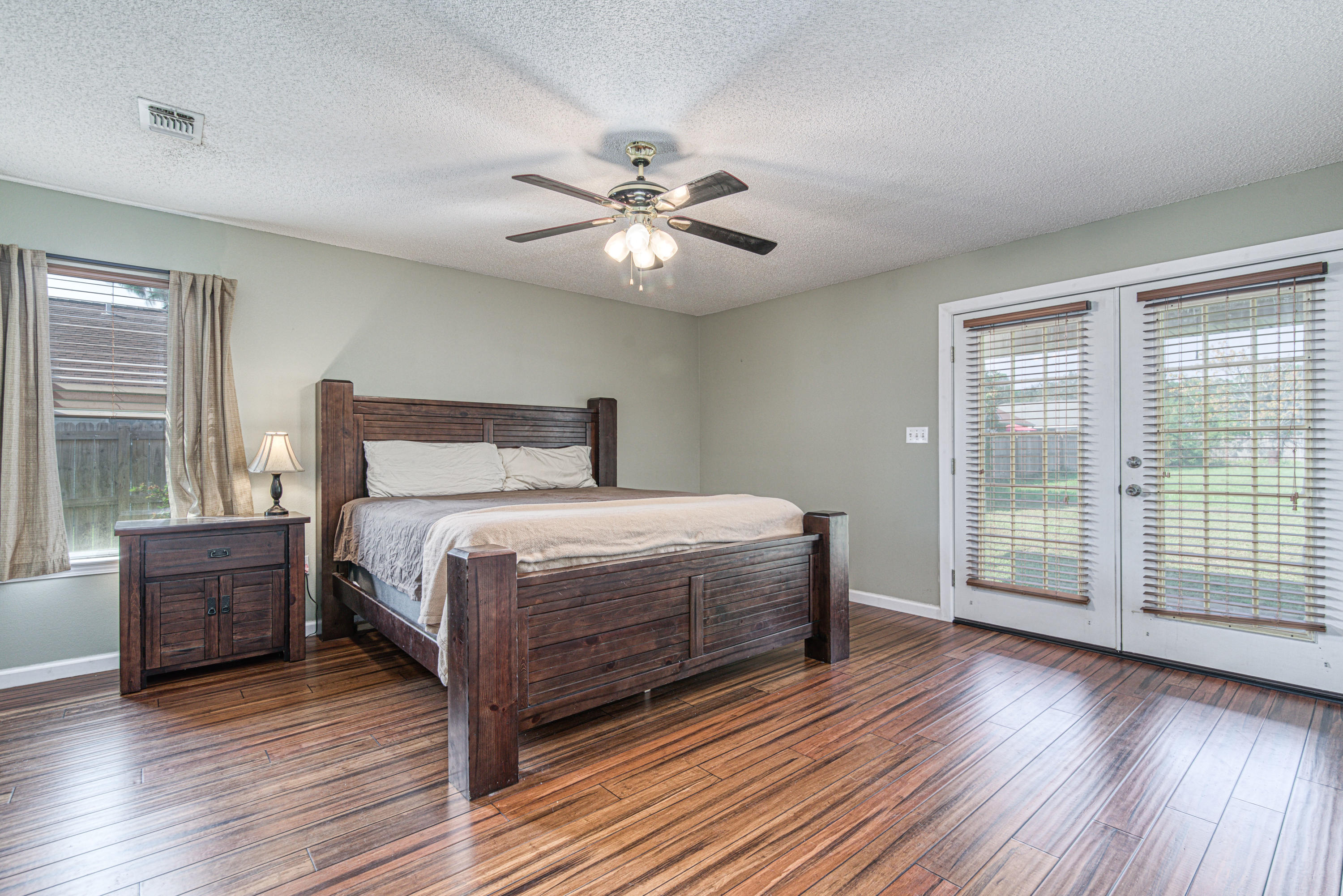 NAVARRE S/D 1ST ADDN - Residential