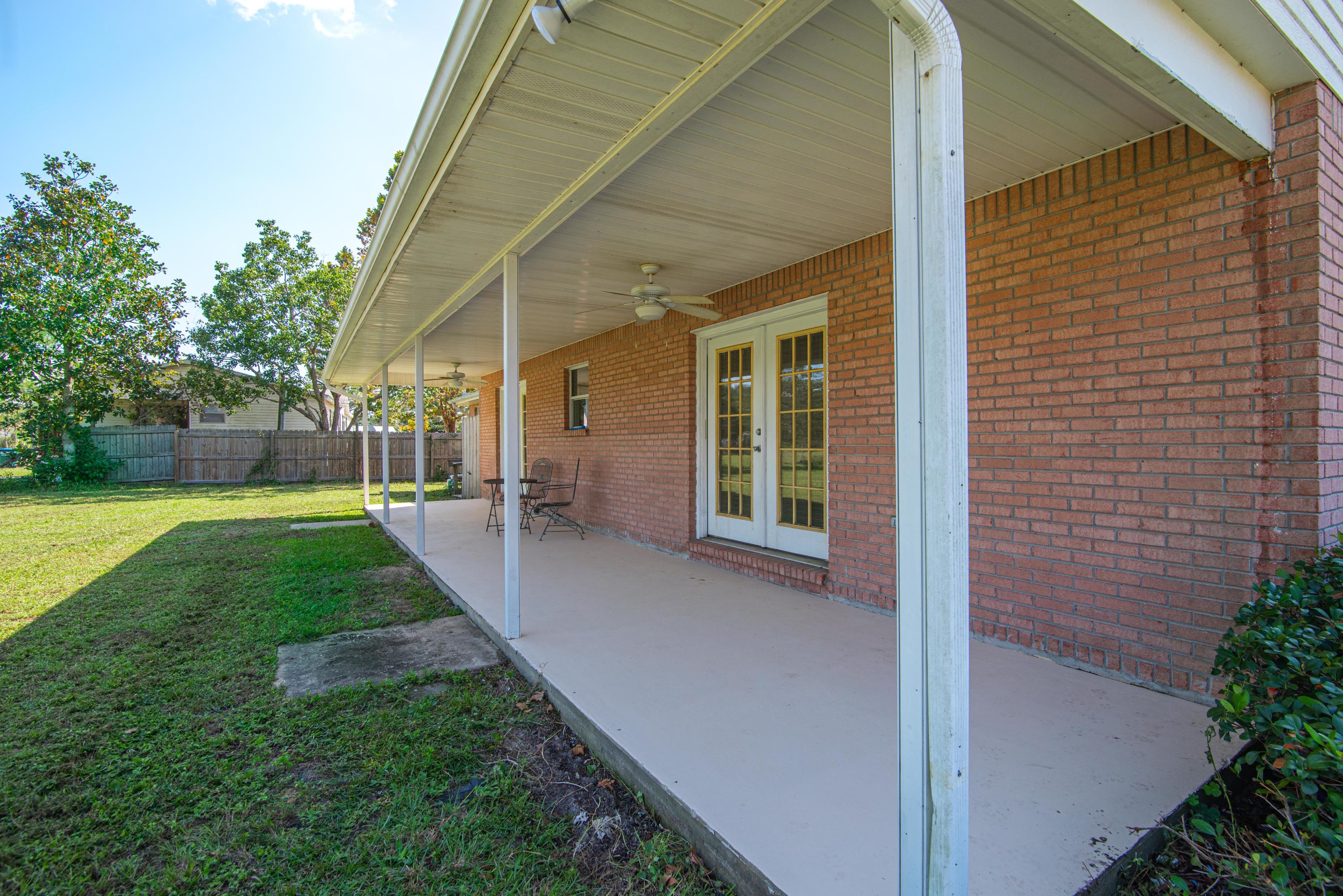 NAVARRE S/D 1ST ADDN - Residential