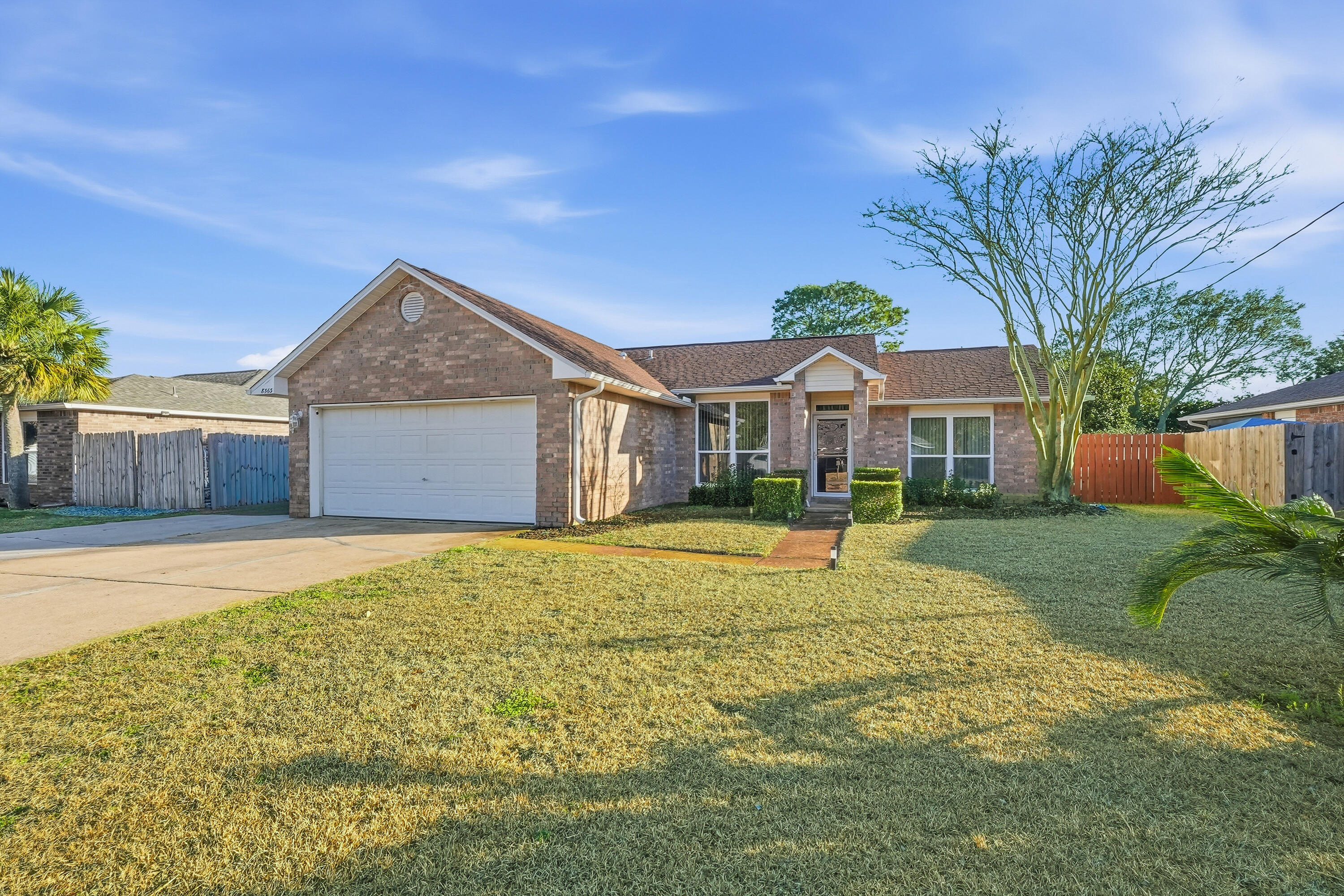 ROSS CROSSING - Residential