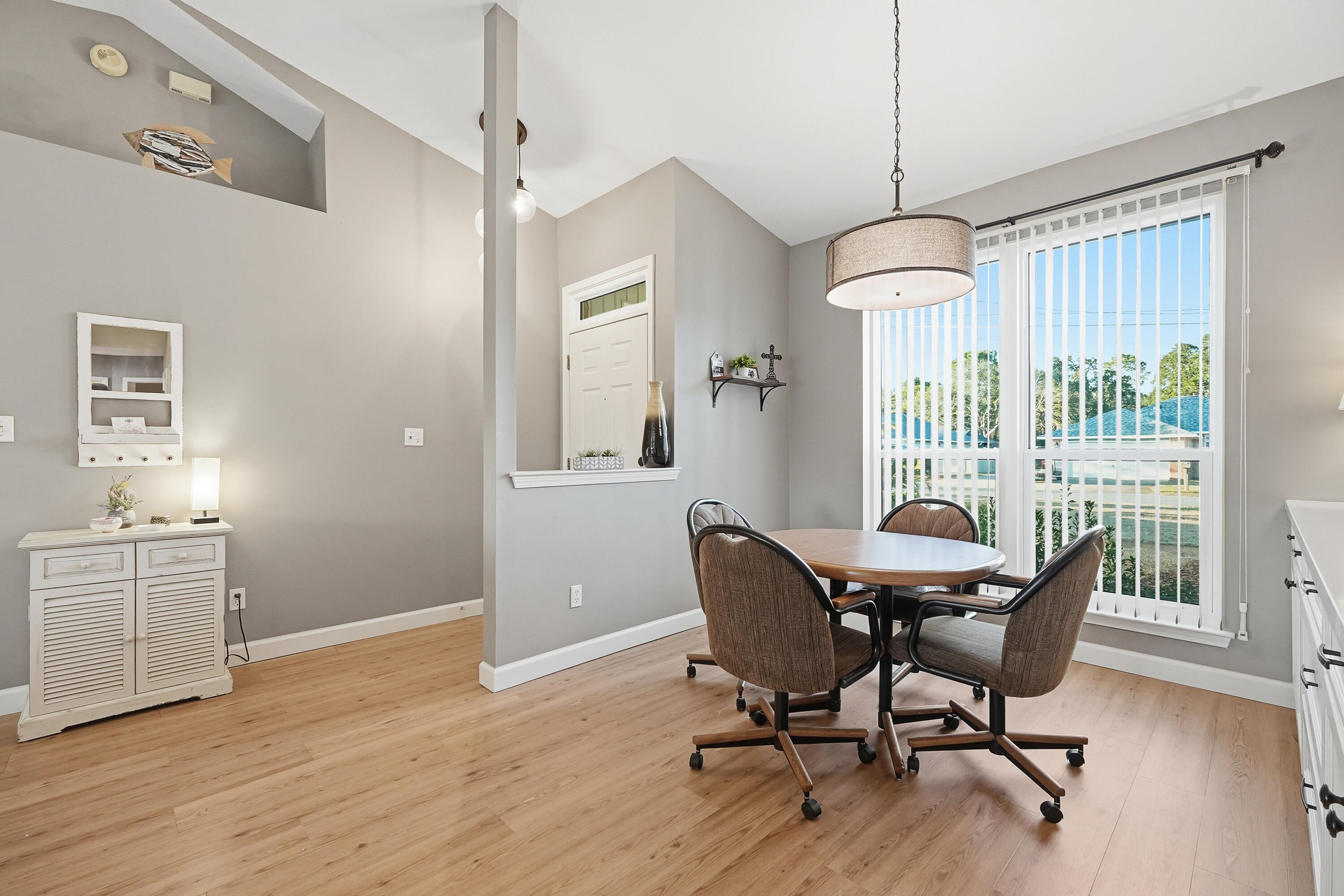 ROSS CROSSING - Residential