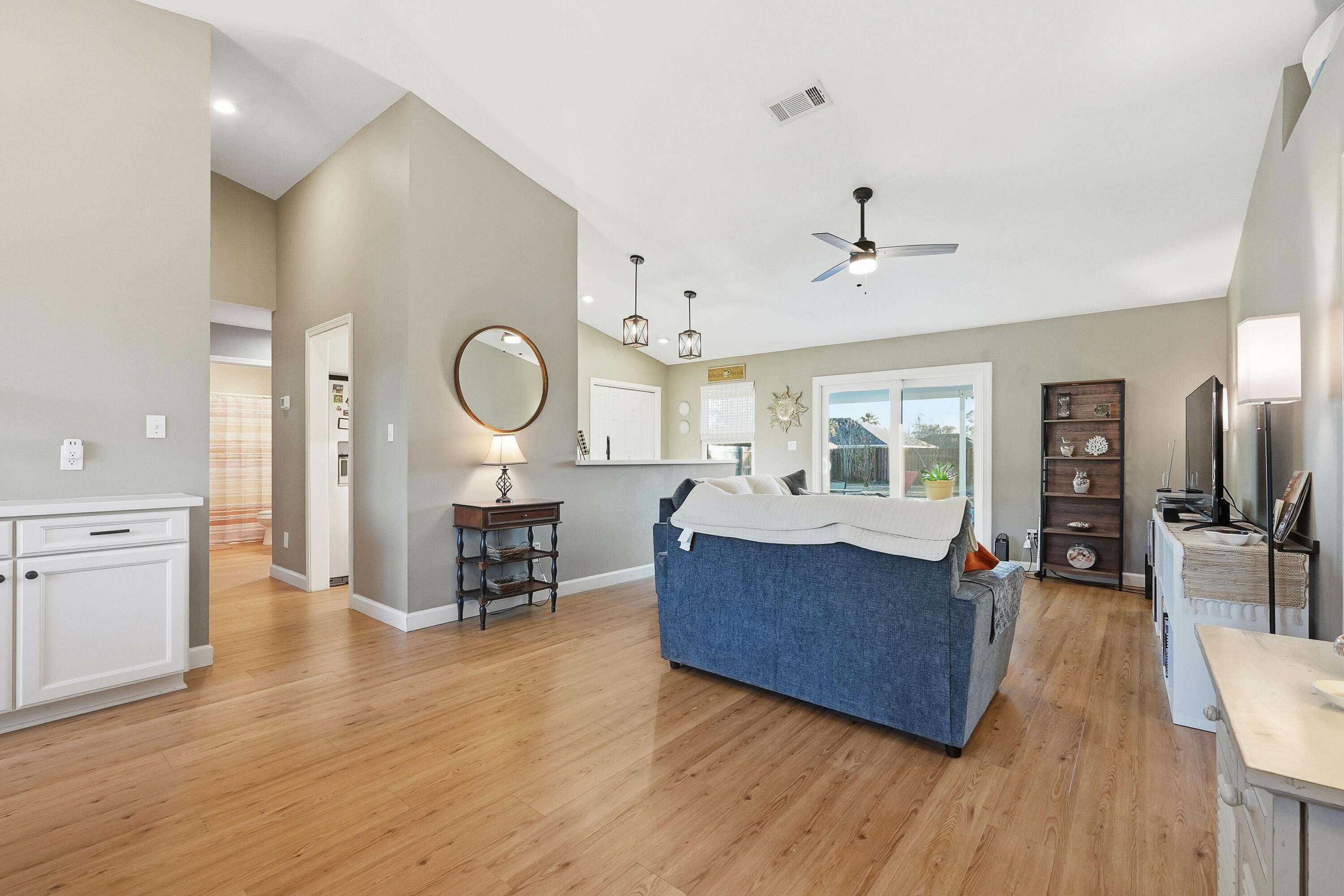 ROSS CROSSING - Residential