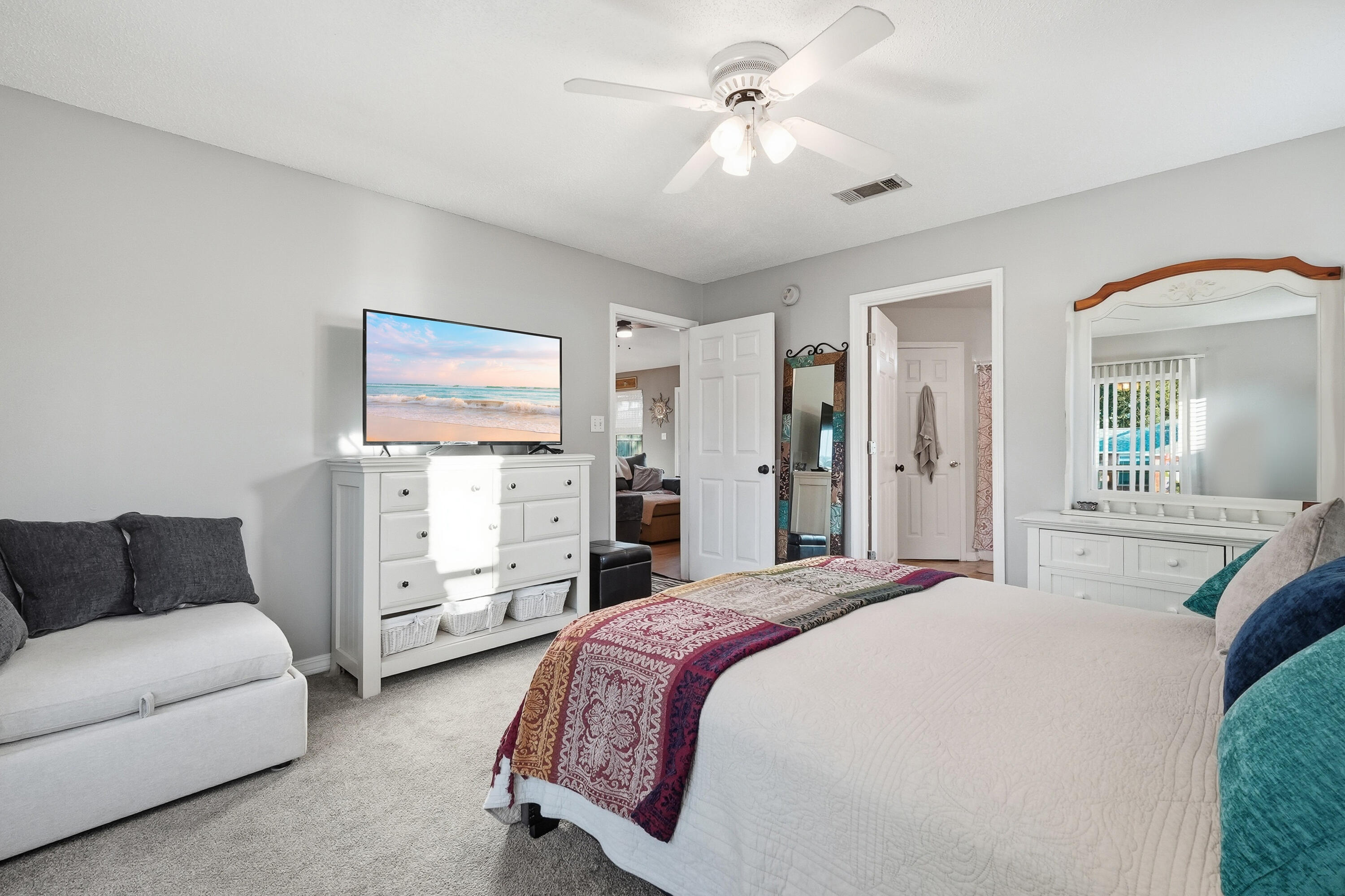 ROSS CROSSING - Residential