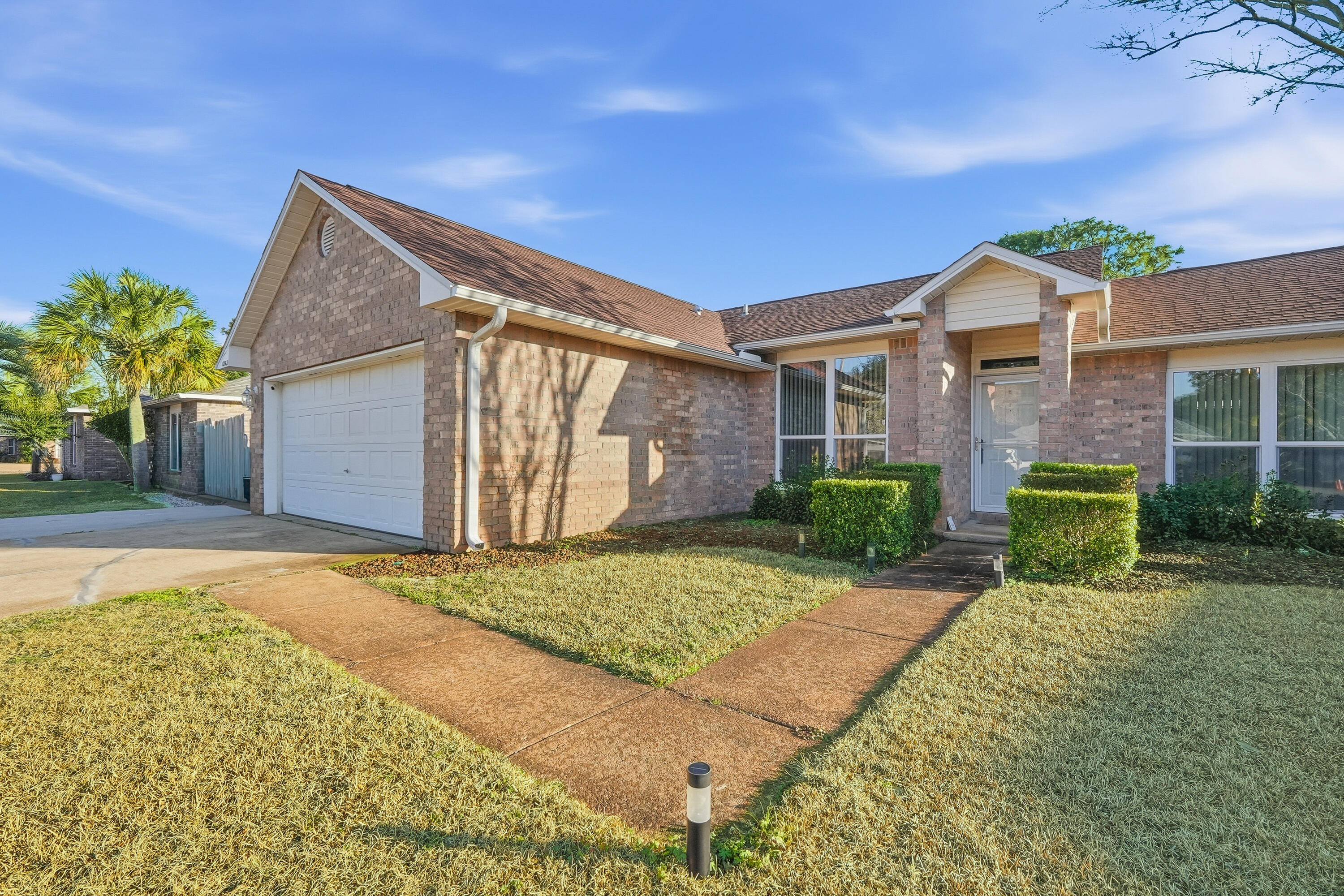 ROSS CROSSING - Residential