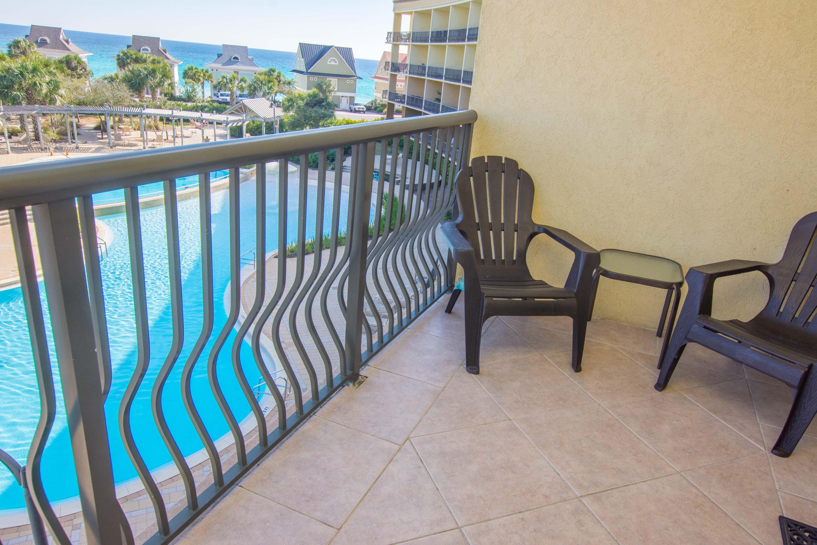 BEACH RESORT - Residential