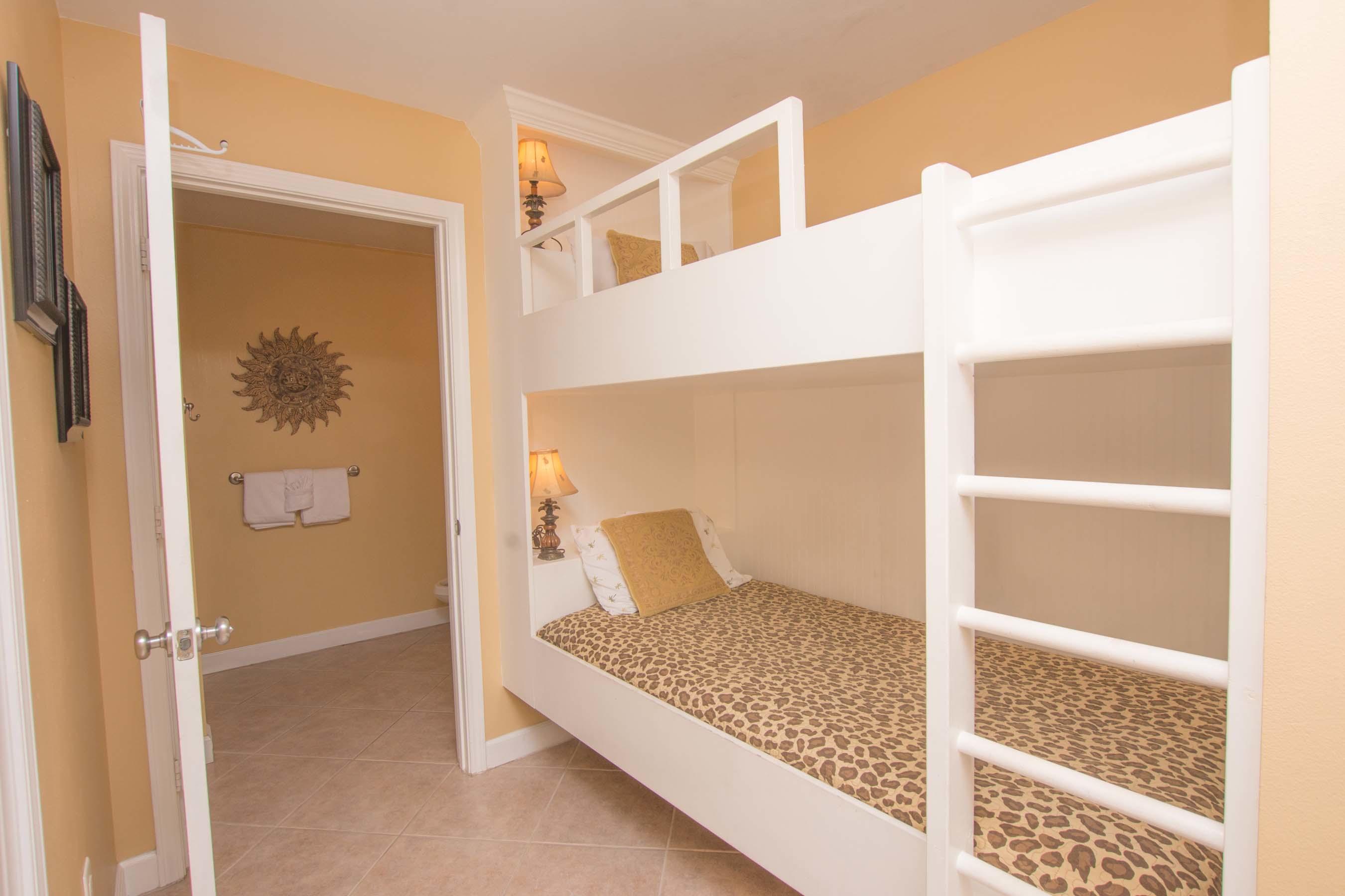 BEACH RESORT - Residential