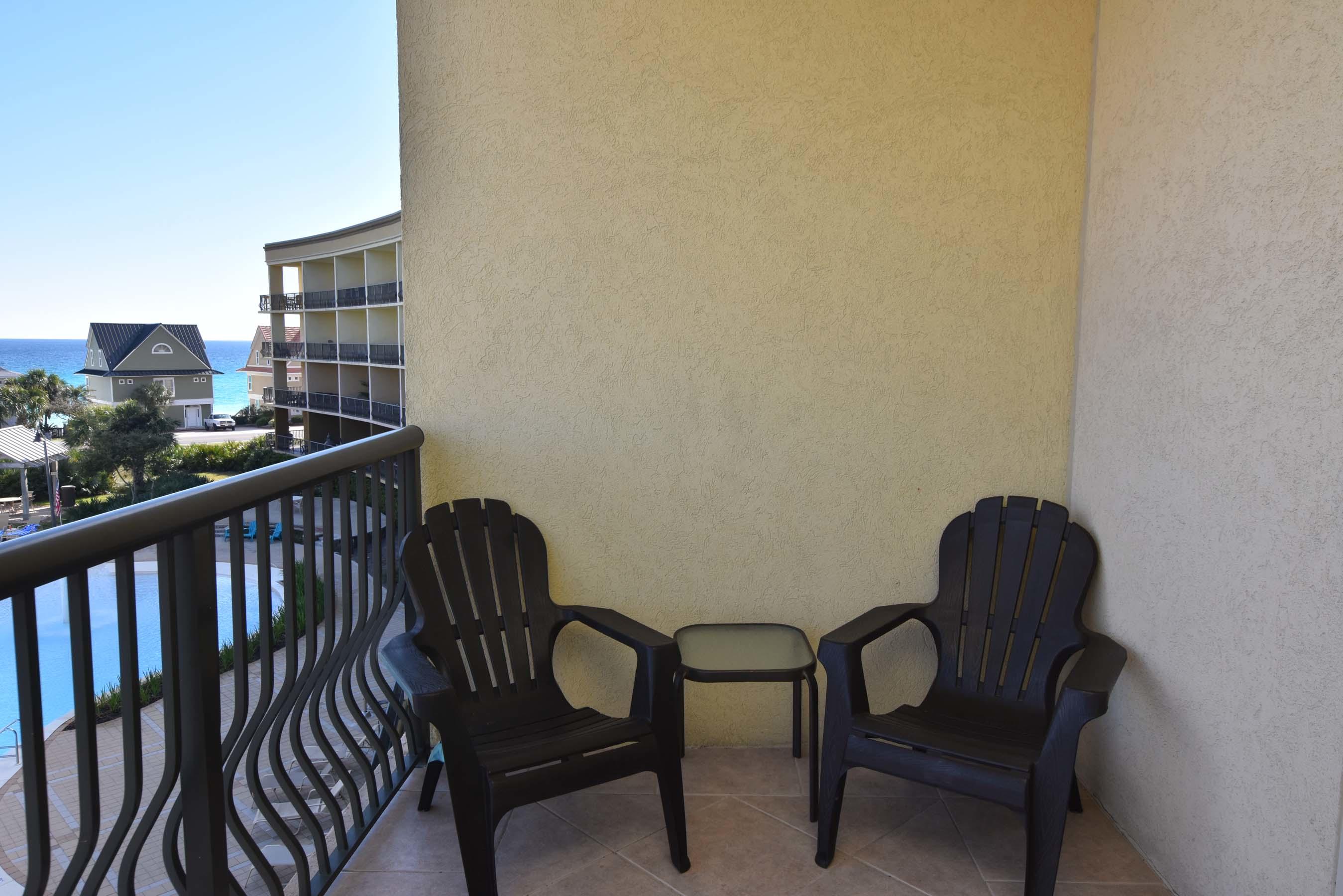 BEACH RESORT - Residential