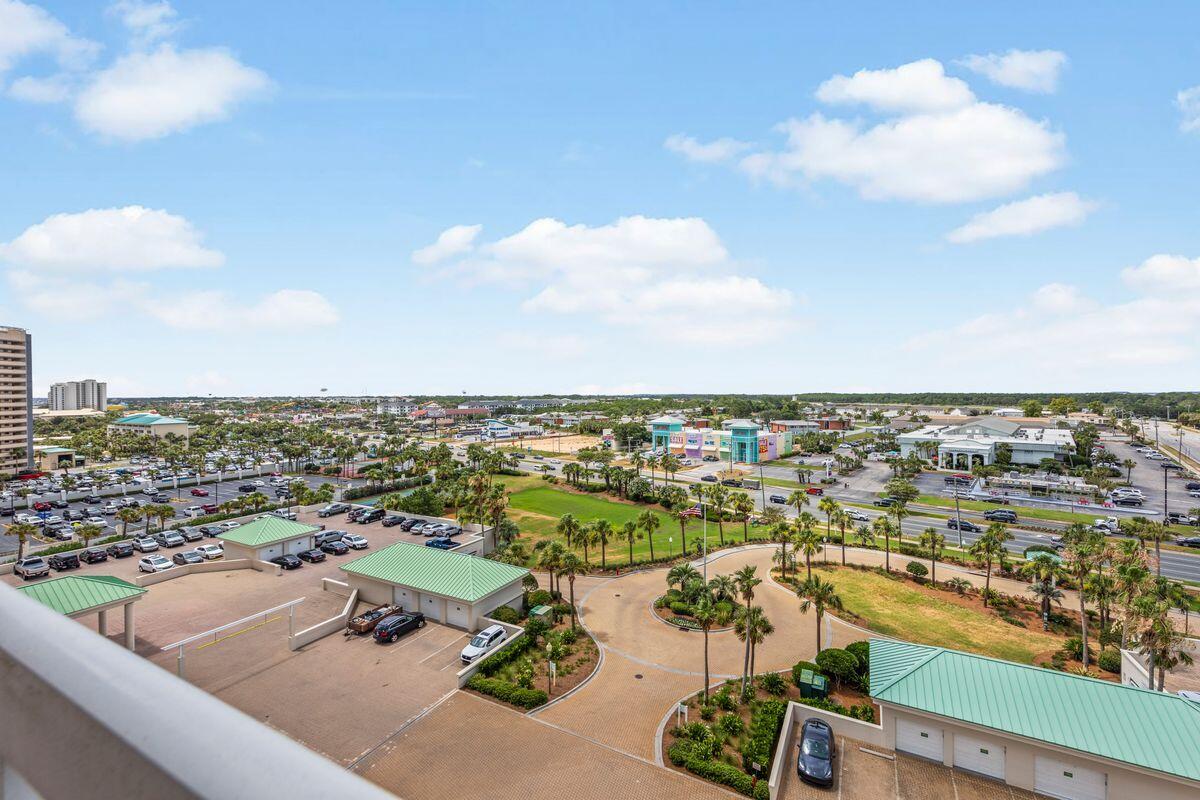 SILVER BEACH TOWERS EAST - Residential