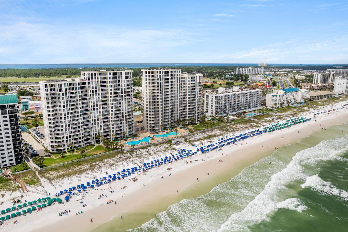 SILVER BEACH TOWERS EAST - Residential