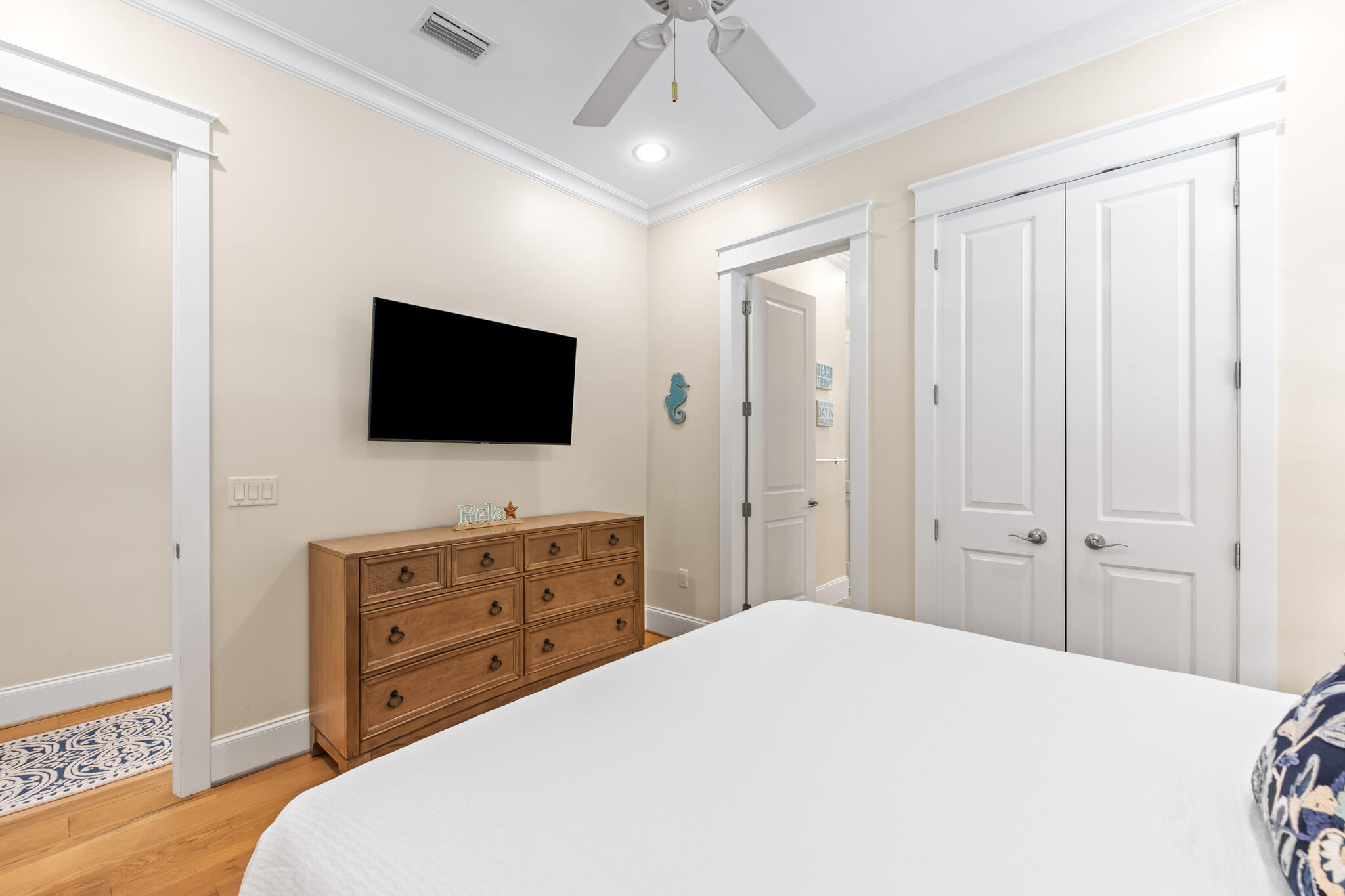 LAKESIDE AT BLUE MOUNTAIN BEACH - Residential
