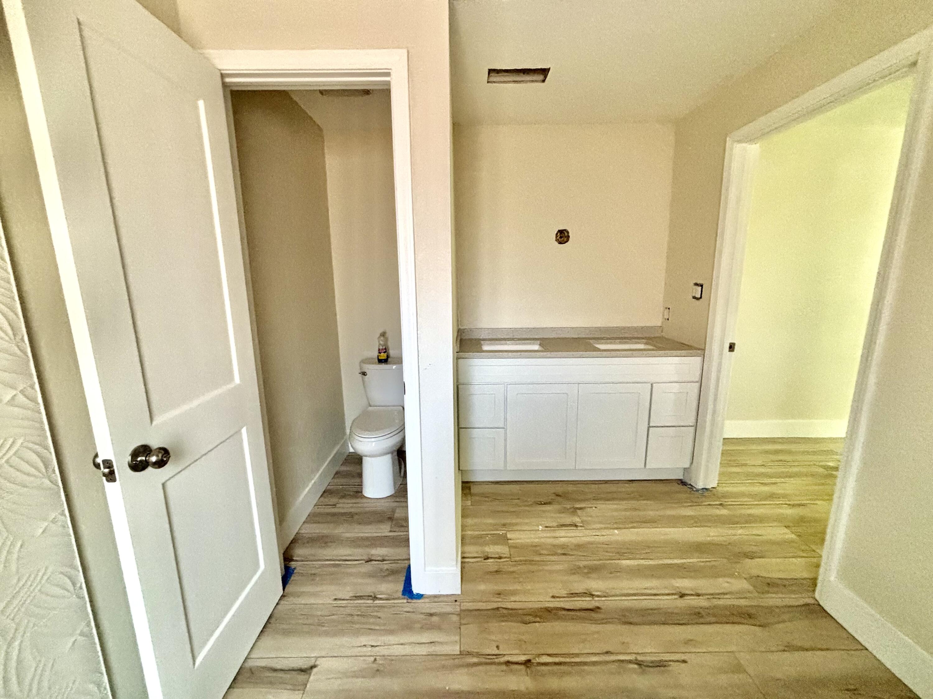 ELLIOTTS POINT 7TH ADDN - Residential