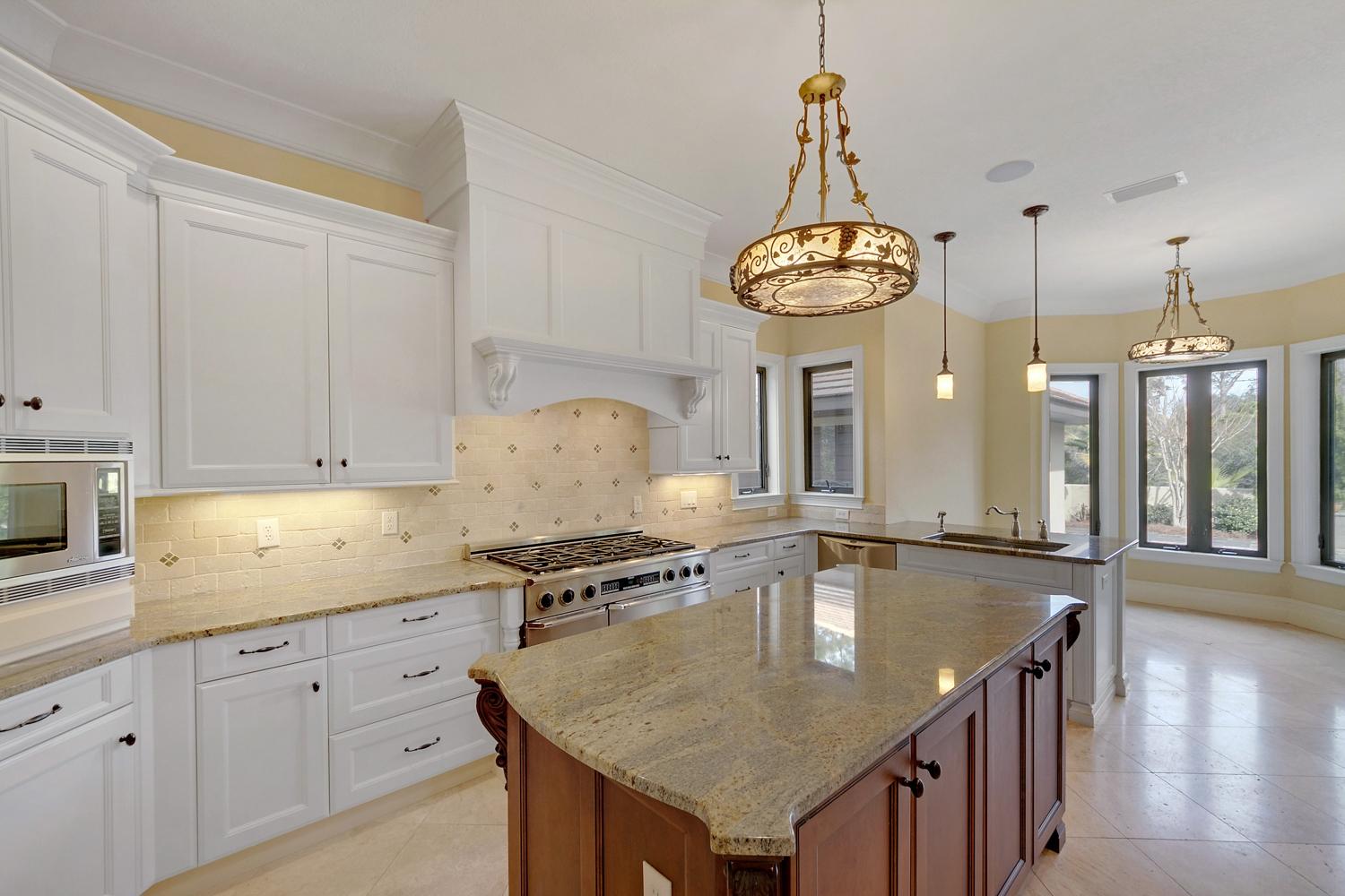 BURNT PINE - Residential