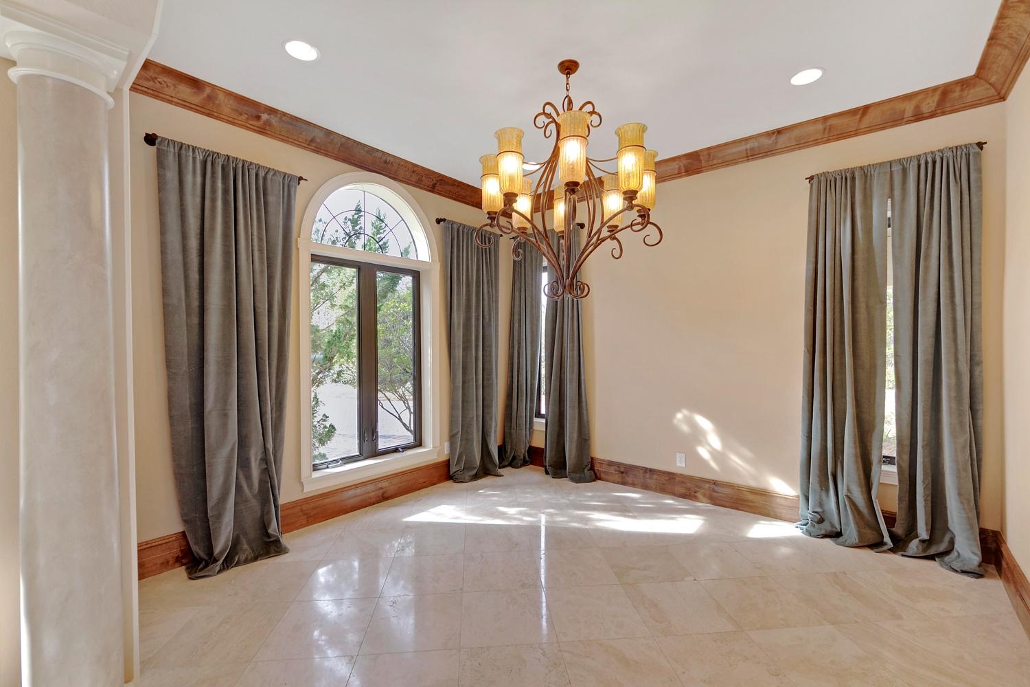 BURNT PINE - Residential