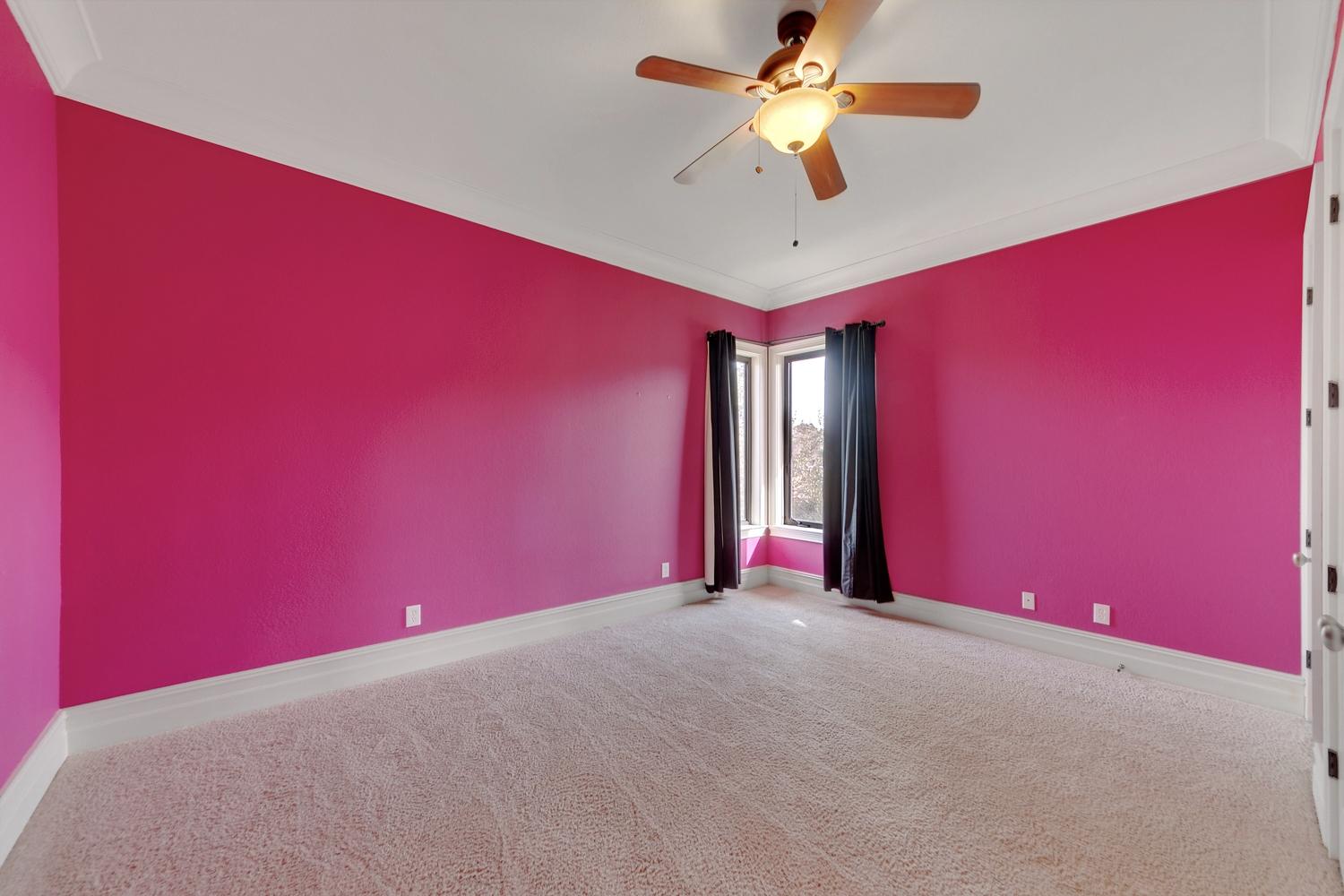 BURNT PINE - Residential