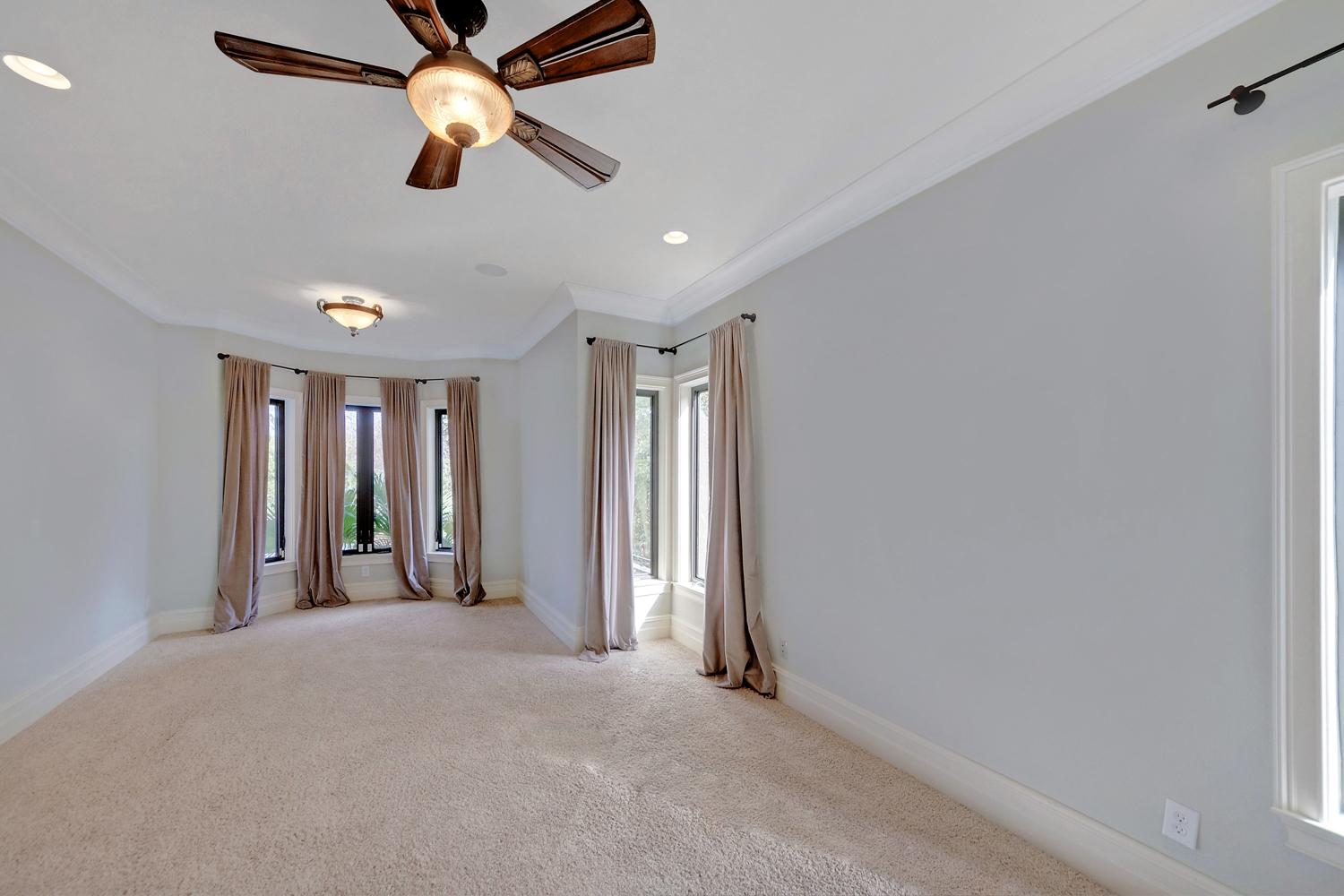 BURNT PINE - Residential