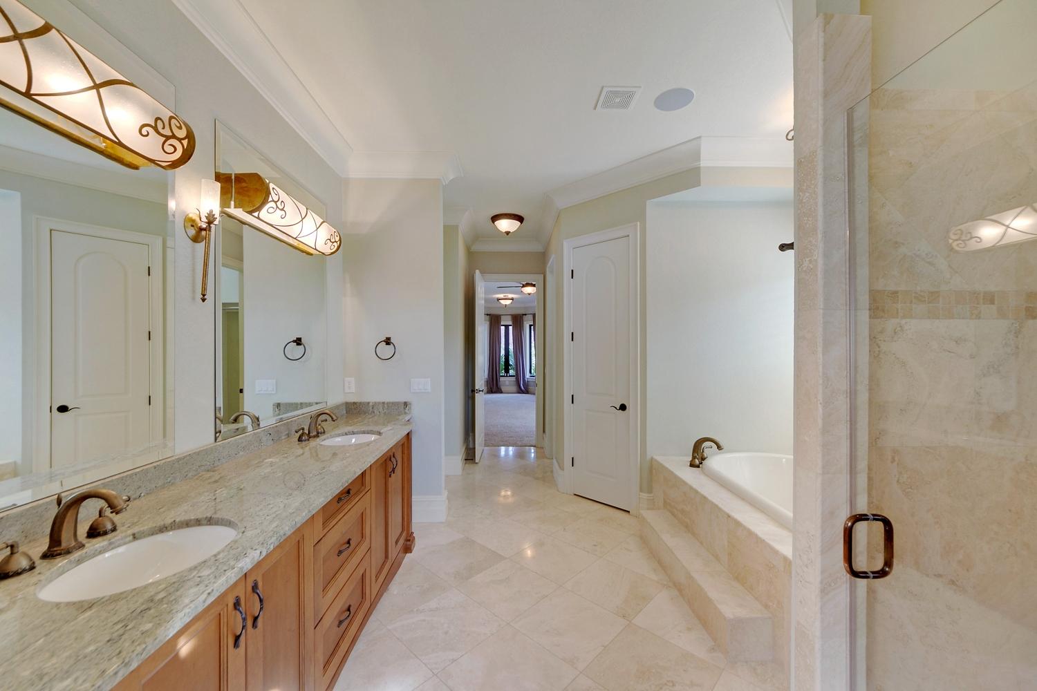 BURNT PINE - Residential