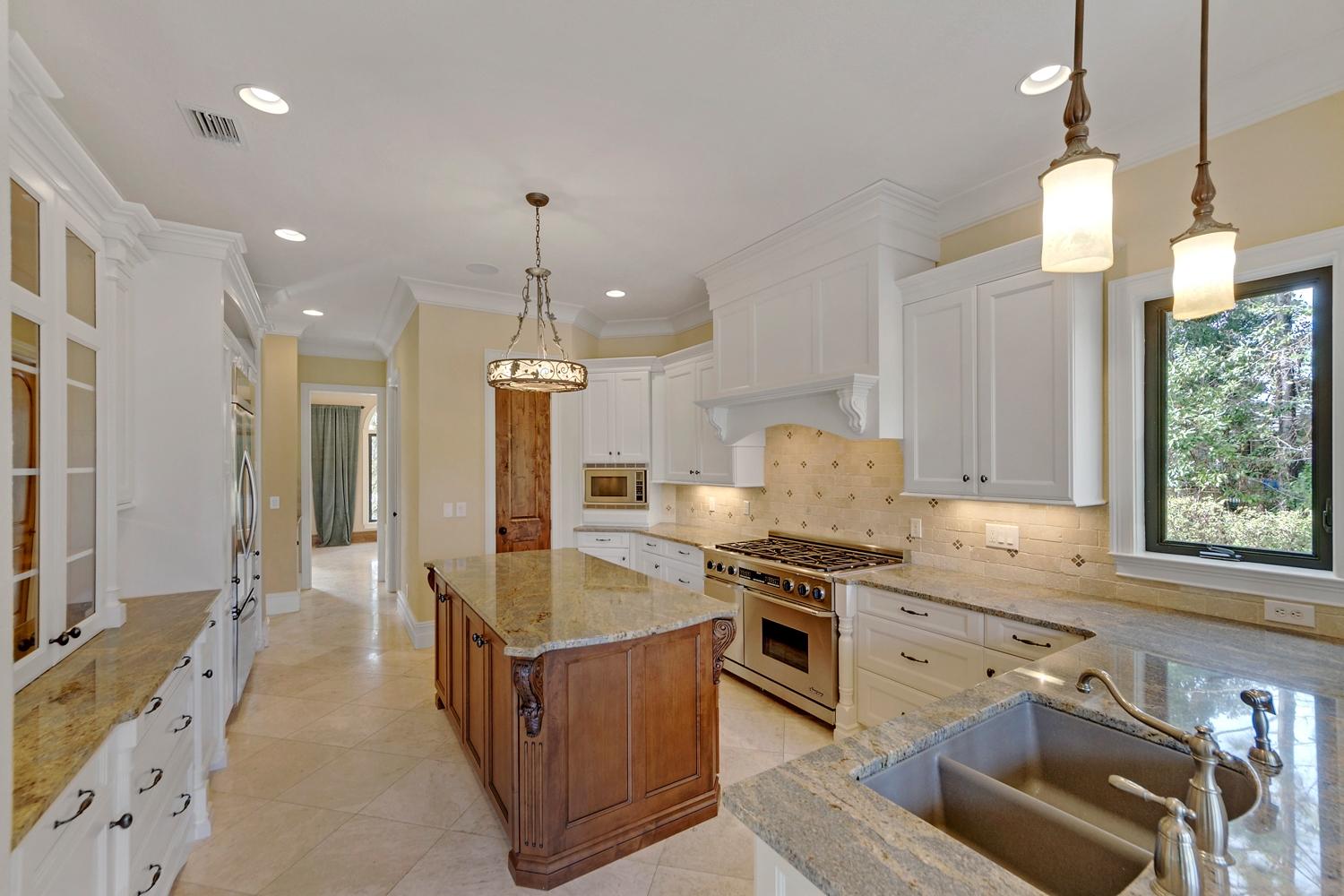 BURNT PINE - Residential