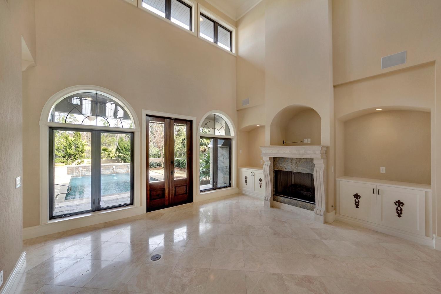 BURNT PINE - Residential