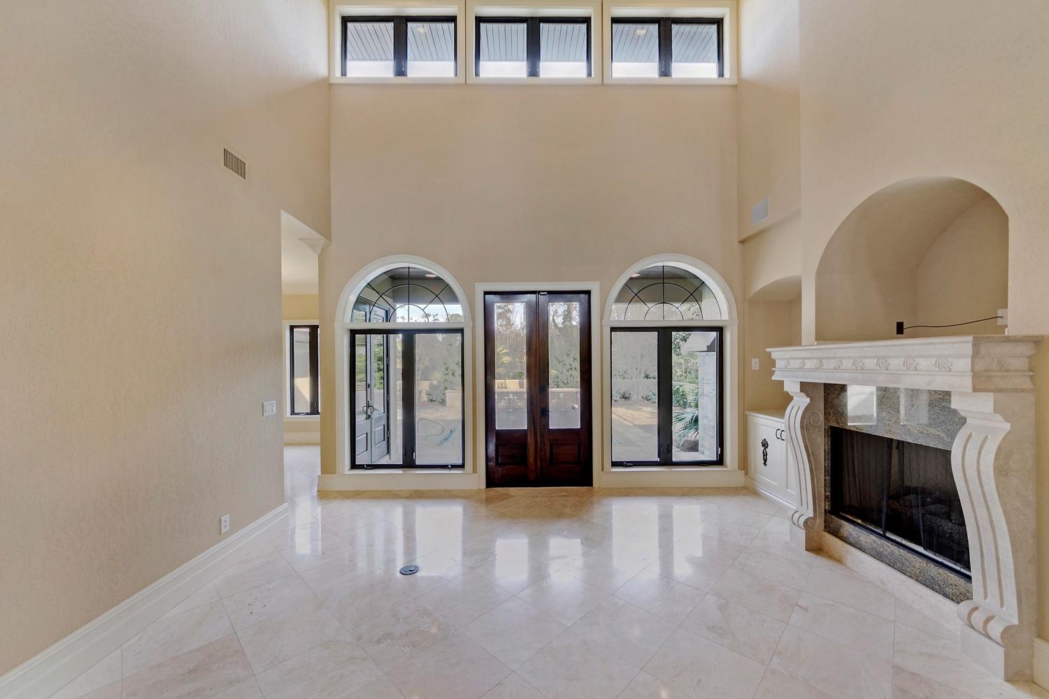 BURNT PINE - Residential