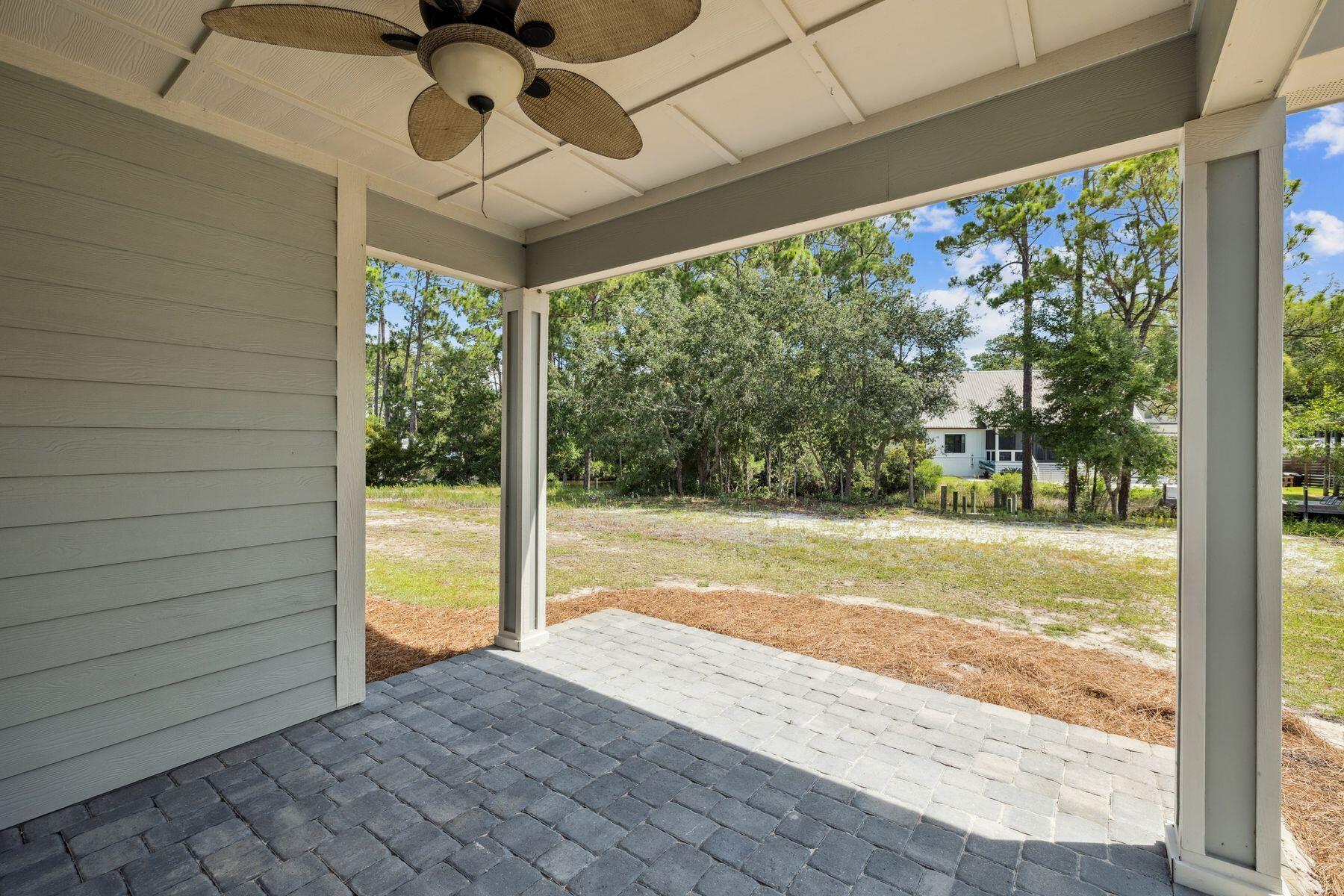 EAGLE BAY - Residential