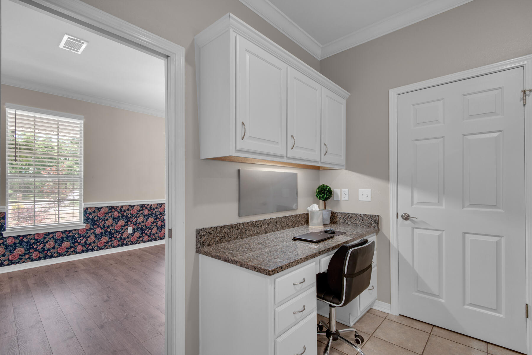 ROCKY BAYOU COUNTRY CLUB ESTATES 8 - Residential