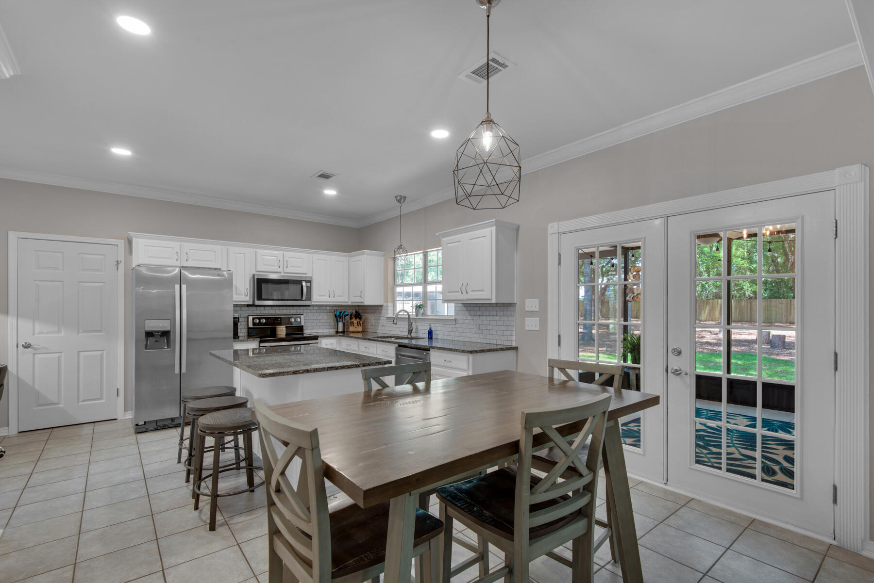 ROCKY BAYOU COUNTRY CLUB ESTATES 8 - Residential