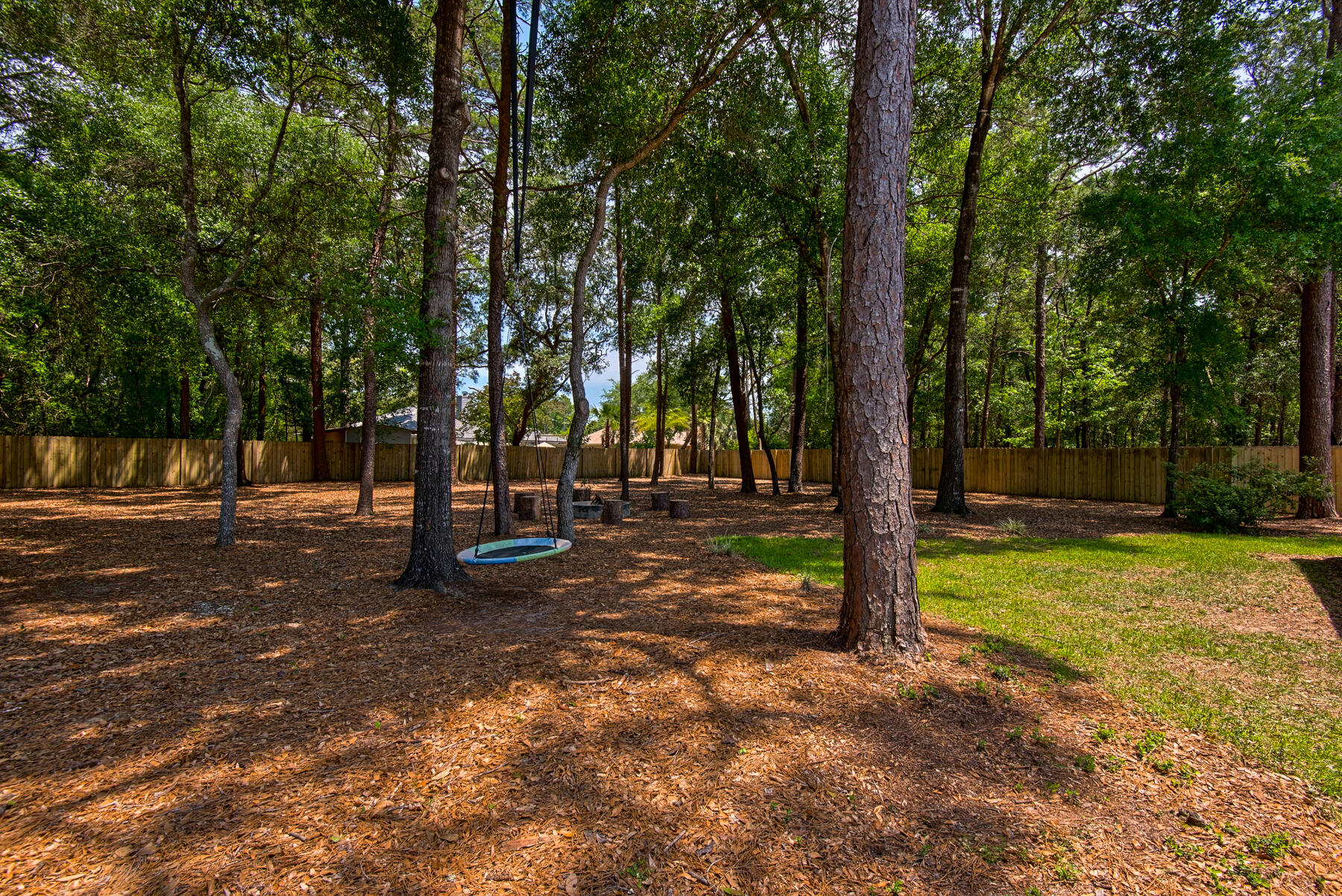 ROCKY BAYOU COUNTRY CLUB ESTATES 8 - Residential