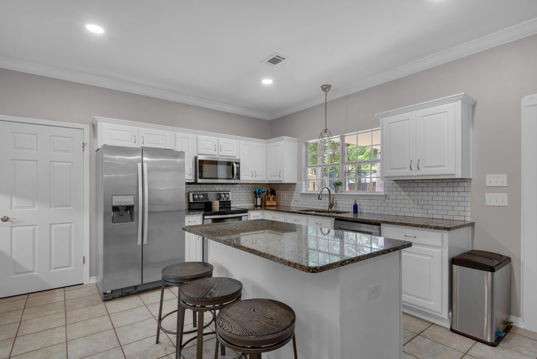 ROCKY BAYOU COUNTRY CLUB ESTATES 8 - Residential