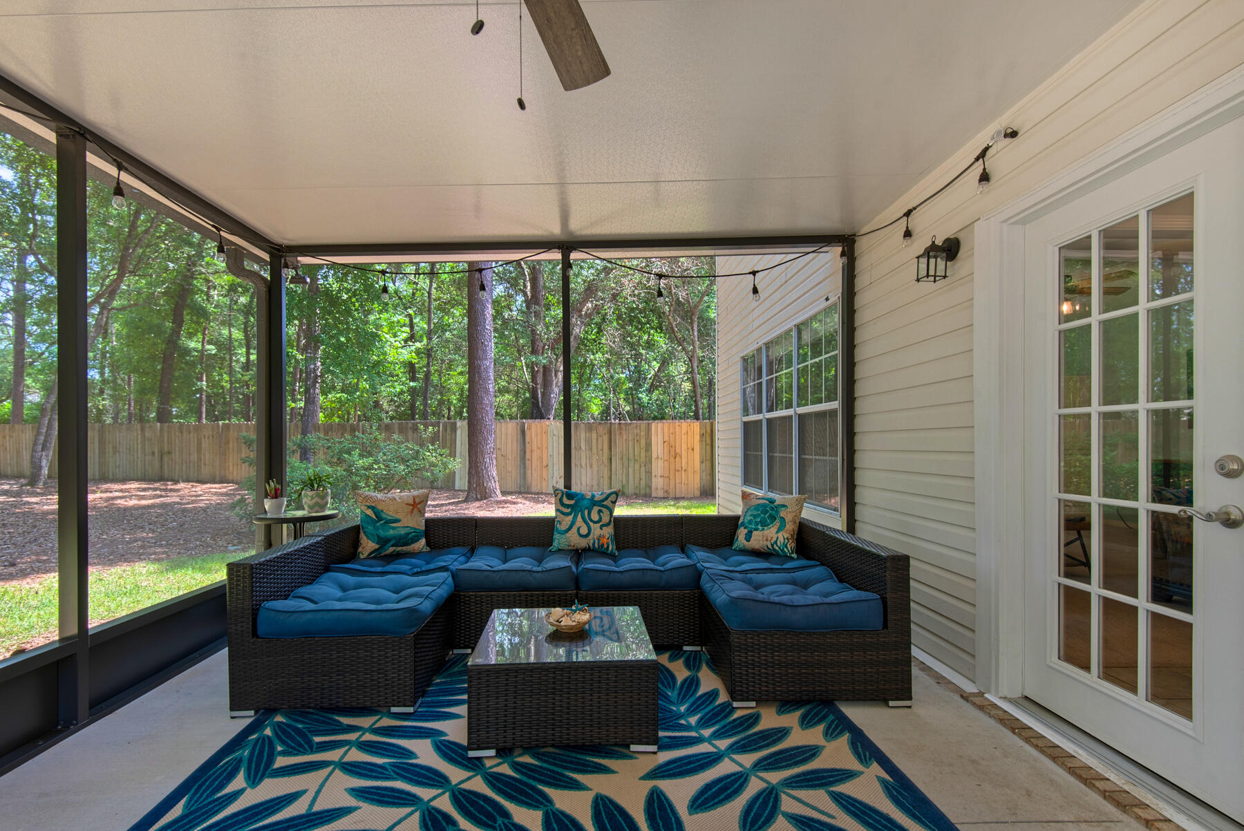ROCKY BAYOU COUNTRY CLUB ESTATES 8 - Residential