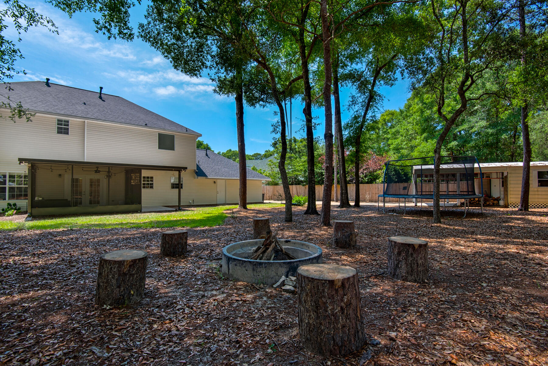 ROCKY BAYOU COUNTRY CLUB ESTATES 8 - Residential