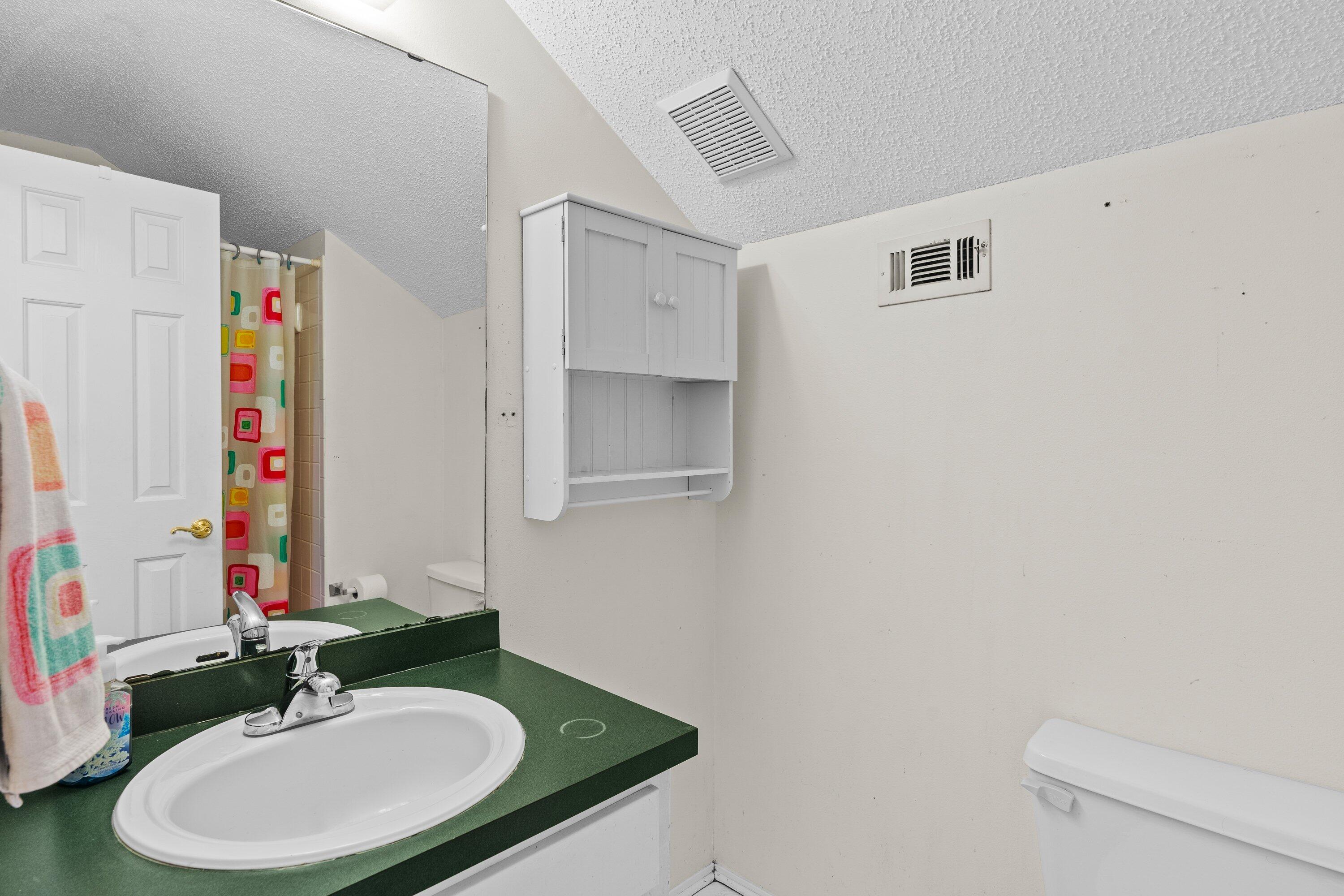 PARKWOOD COURT AT BLUEWATER BAY - Residential