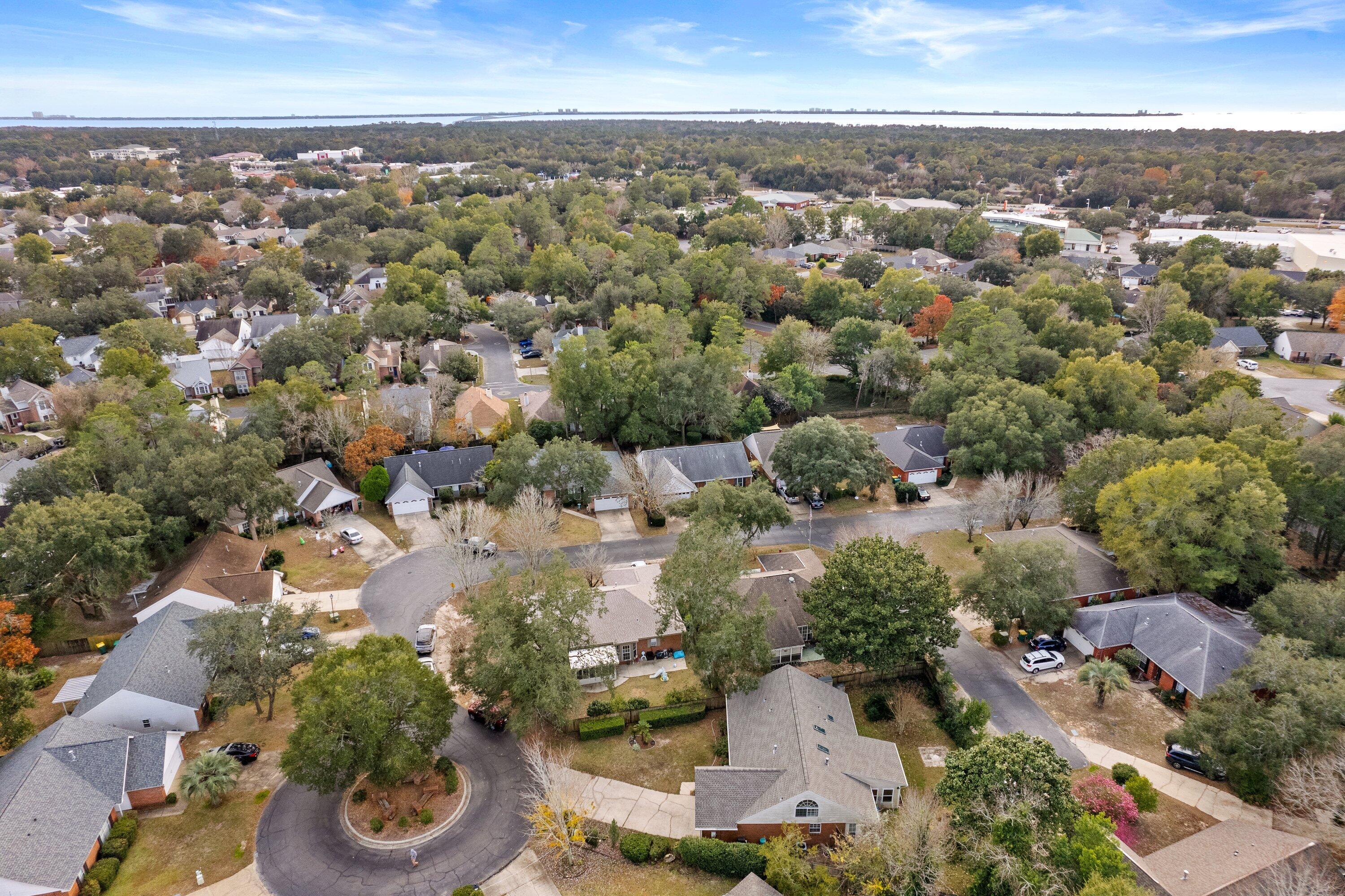 PARKWOOD COURT AT BLUEWATER BAY - Residential