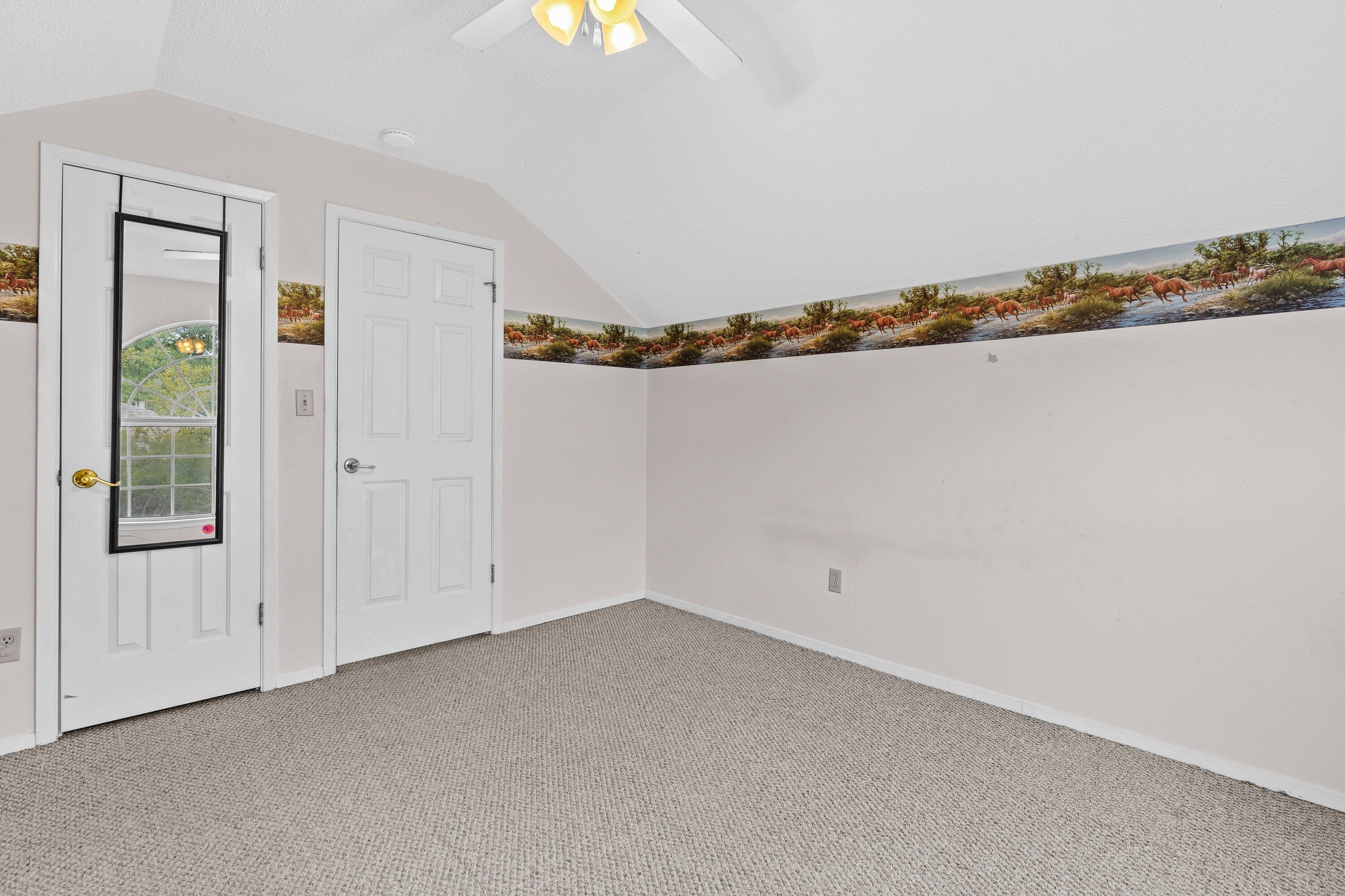 PARKWOOD COURT AT BLUEWATER BAY - Residential