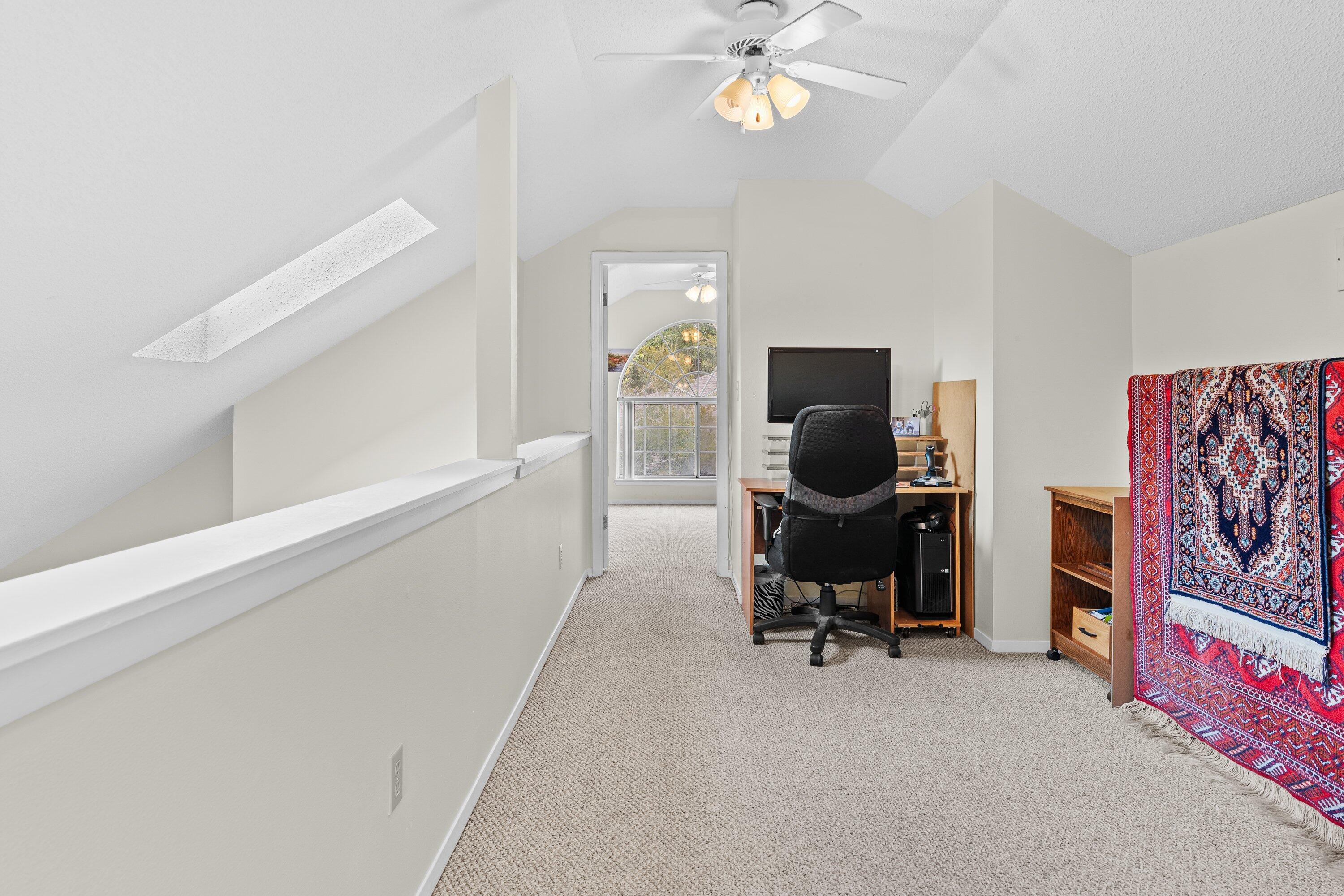 PARKWOOD COURT AT BLUEWATER BAY - Residential