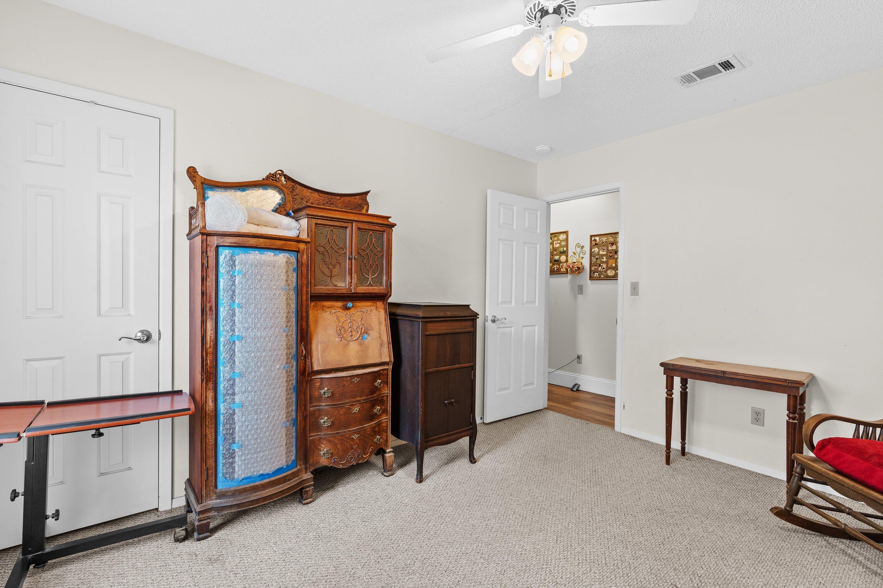 PARKWOOD COURT AT BLUEWATER BAY - Residential