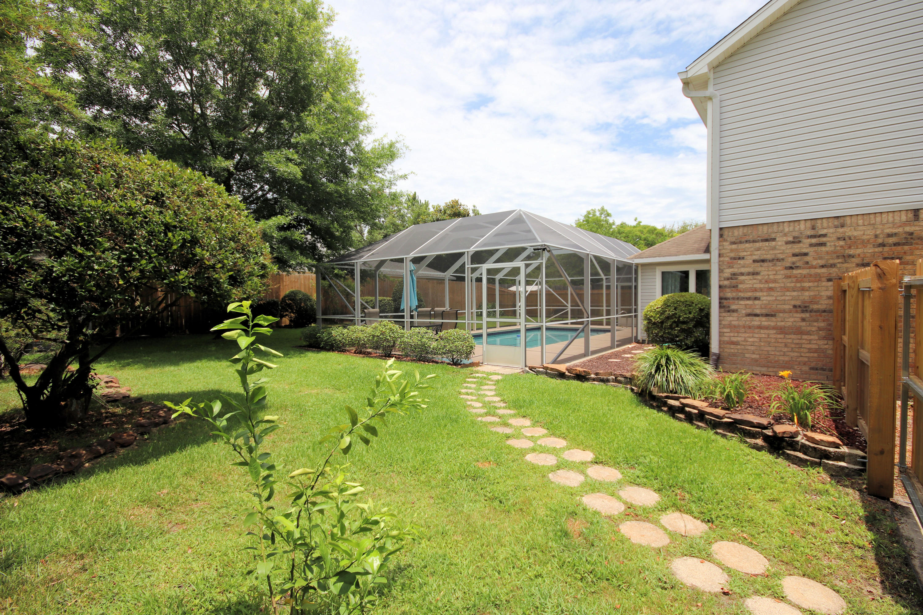 PARISH PINES - Residential