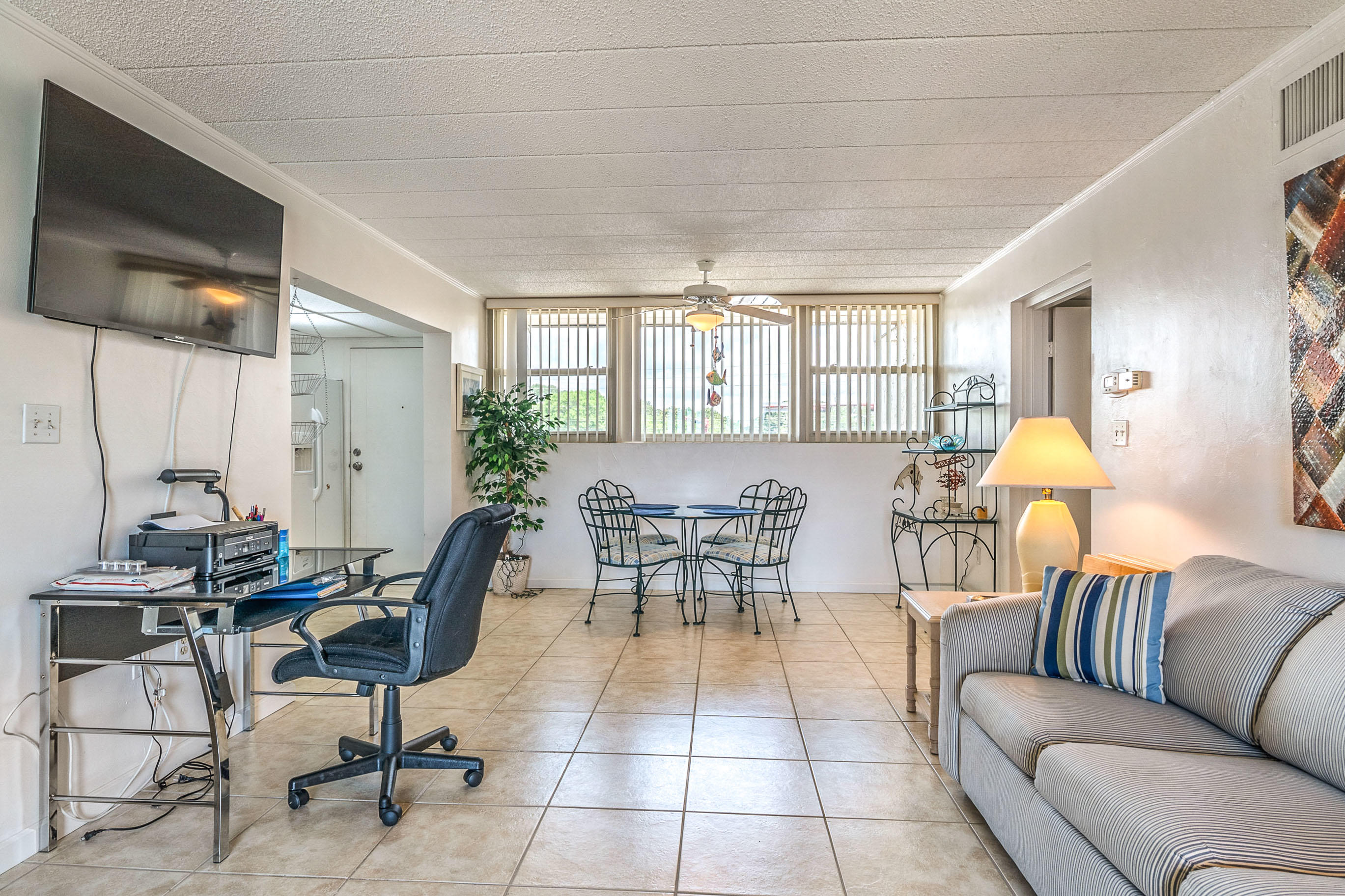 SEA PALM CONDO - Residential