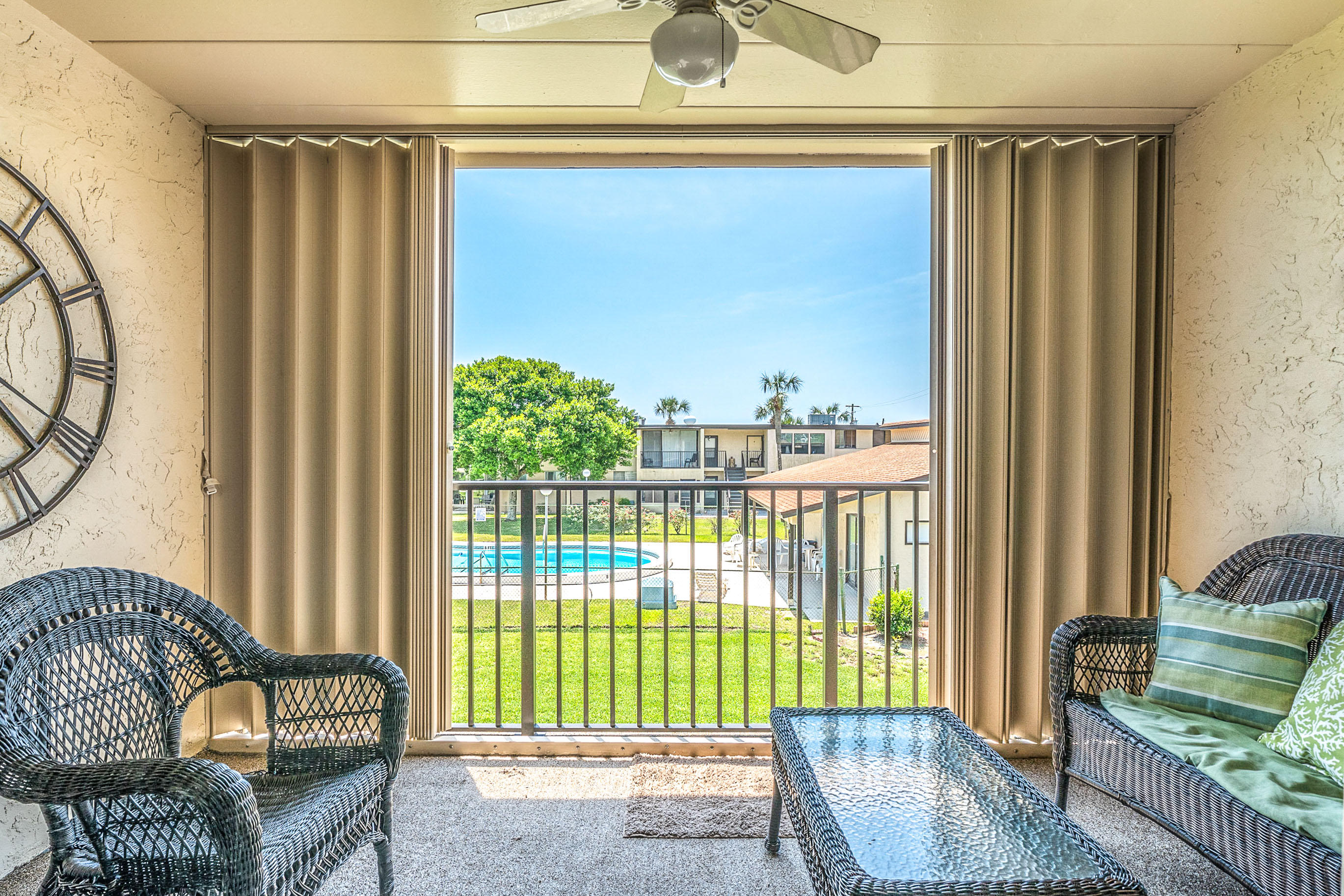 SEA PALM CONDO - Residential