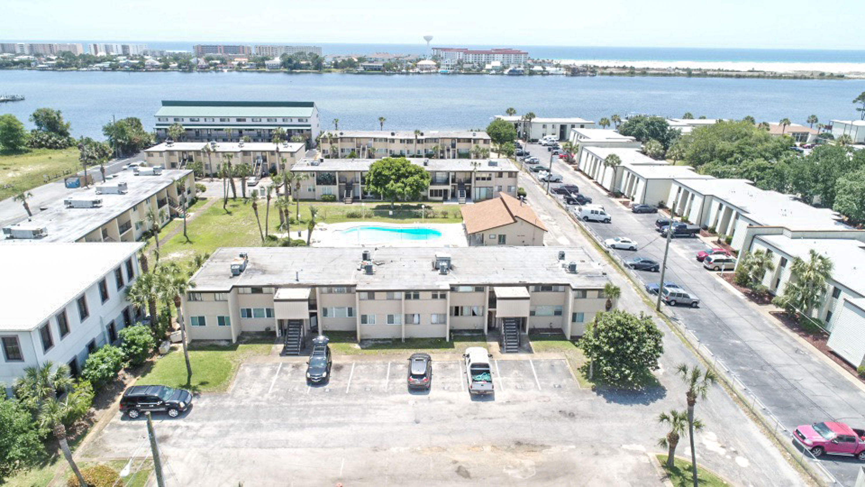 SEA PALM CONDO - Residential