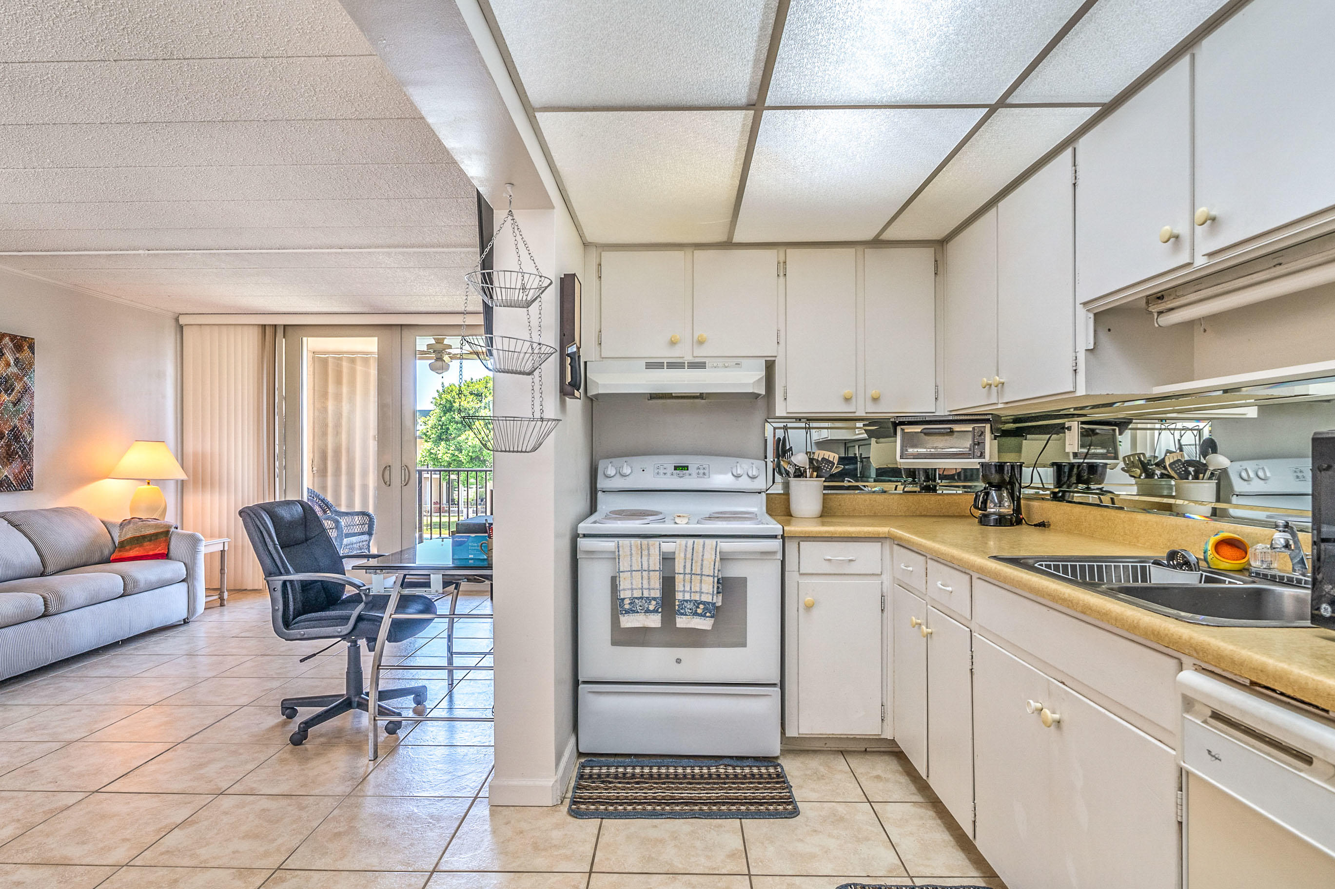 SEA PALM CONDO - Residential